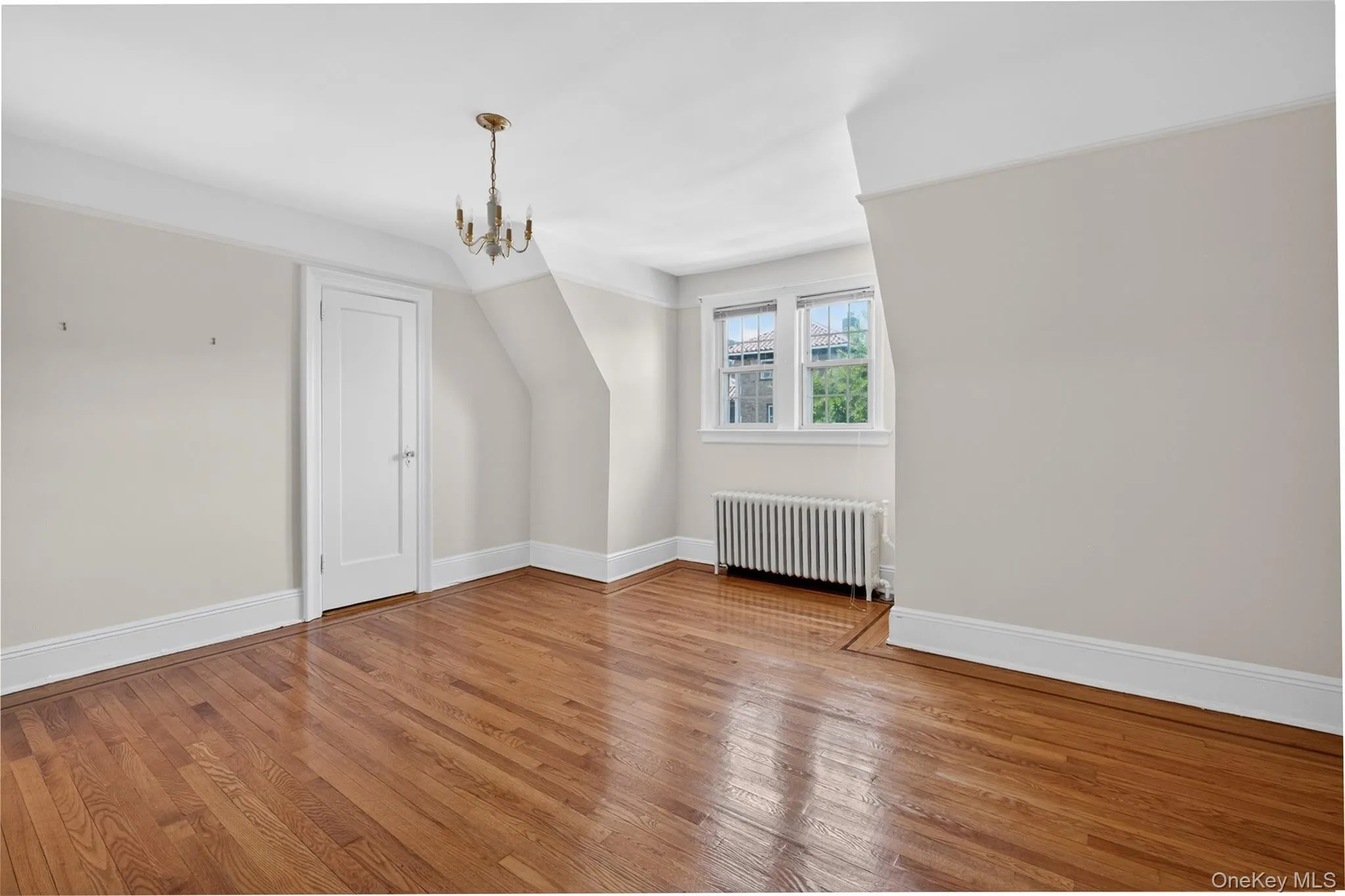34-39 75th Street, New York, NY, 4 Bedrooms Bedrooms, 7 Rooms Rooms,2 BathroomsBathrooms,Residential Lease,For Rent,75th,0,1002119 34-39 75th Street, New York, NY, 4 Bedrooms Bedrooms, 7 Rooms Rooms,2 BathroomsBathrooms,Residential Lease,For Rent,75th,0,1002119