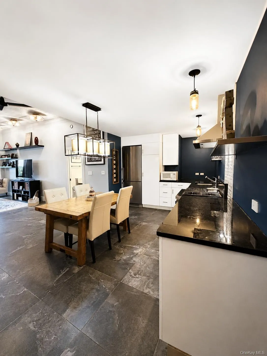 10 Bay Street Landing, New York, NY, 1 Bedroom Bedrooms, 2 Rooms Rooms,1 BathroomBathrooms,Residential,For Rent,Bay Street Landing,0,1002122 10 Bay Street Landing, New York, NY, 1 Bedroom Bedrooms, 2 Rooms Rooms,1 BathroomBathrooms,Residential,For Rent,Bay Street Landing,0,1002122
