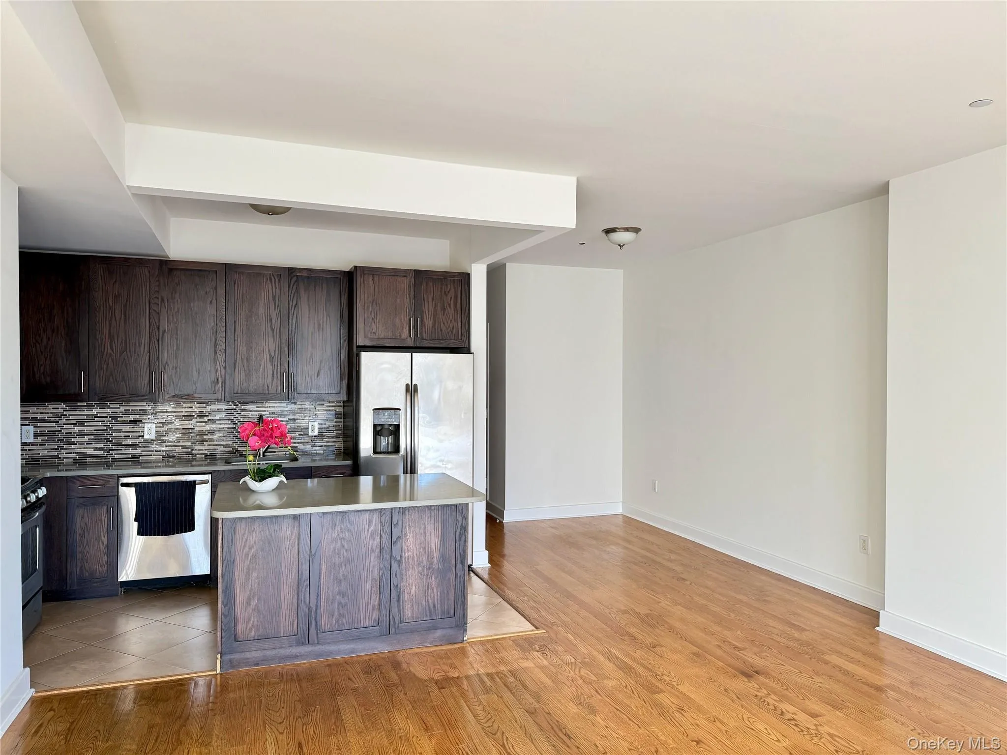 90 Bay Street Landing, New York, NY, 2 Rooms Rooms,1 BathroomBathrooms,Residential,For Rent,Bay Street Landing,0,1002126 90 Bay Street Landing, New York, NY, 2 Rooms Rooms,1 BathroomBathrooms,Residential,For Rent,Bay Street Landing,0,1002126