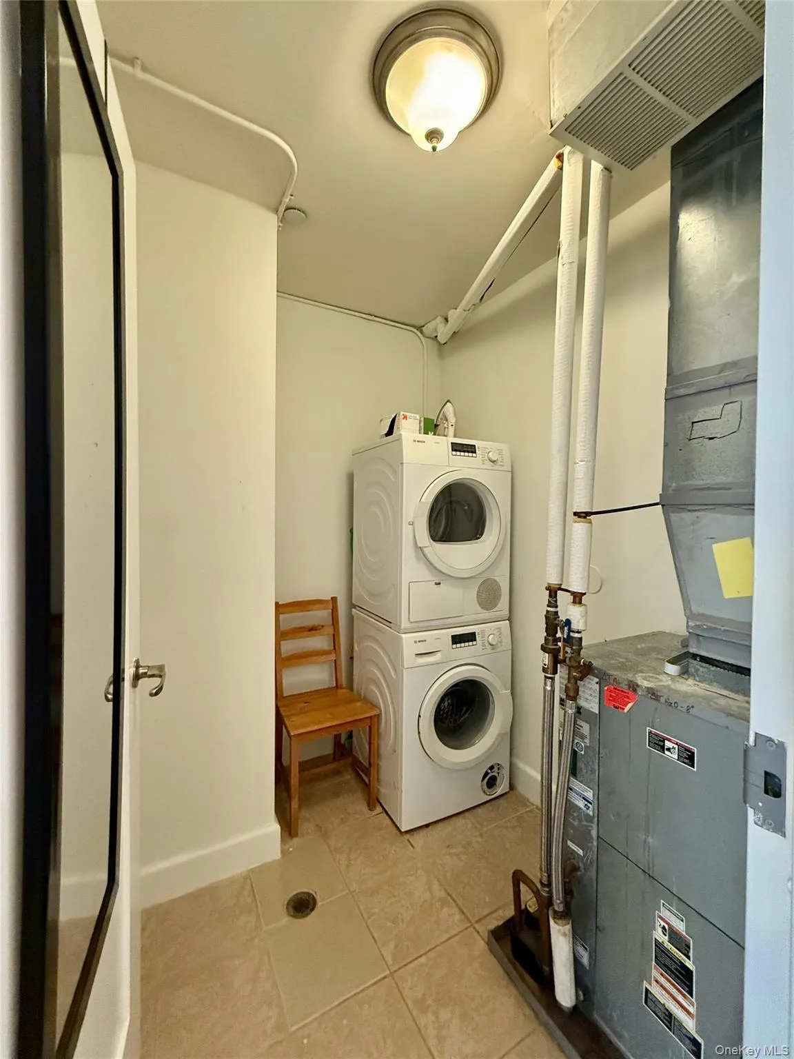 90 Bay Street Landing, New York, NY, 2 Rooms Rooms,1 BathroomBathrooms,Residential,For Rent,Bay Street Landing,0,1002126 90 Bay Street Landing, New York, NY, 2 Rooms Rooms,1 BathroomBathrooms,Residential,For Rent,Bay Street Landing,0,1002126