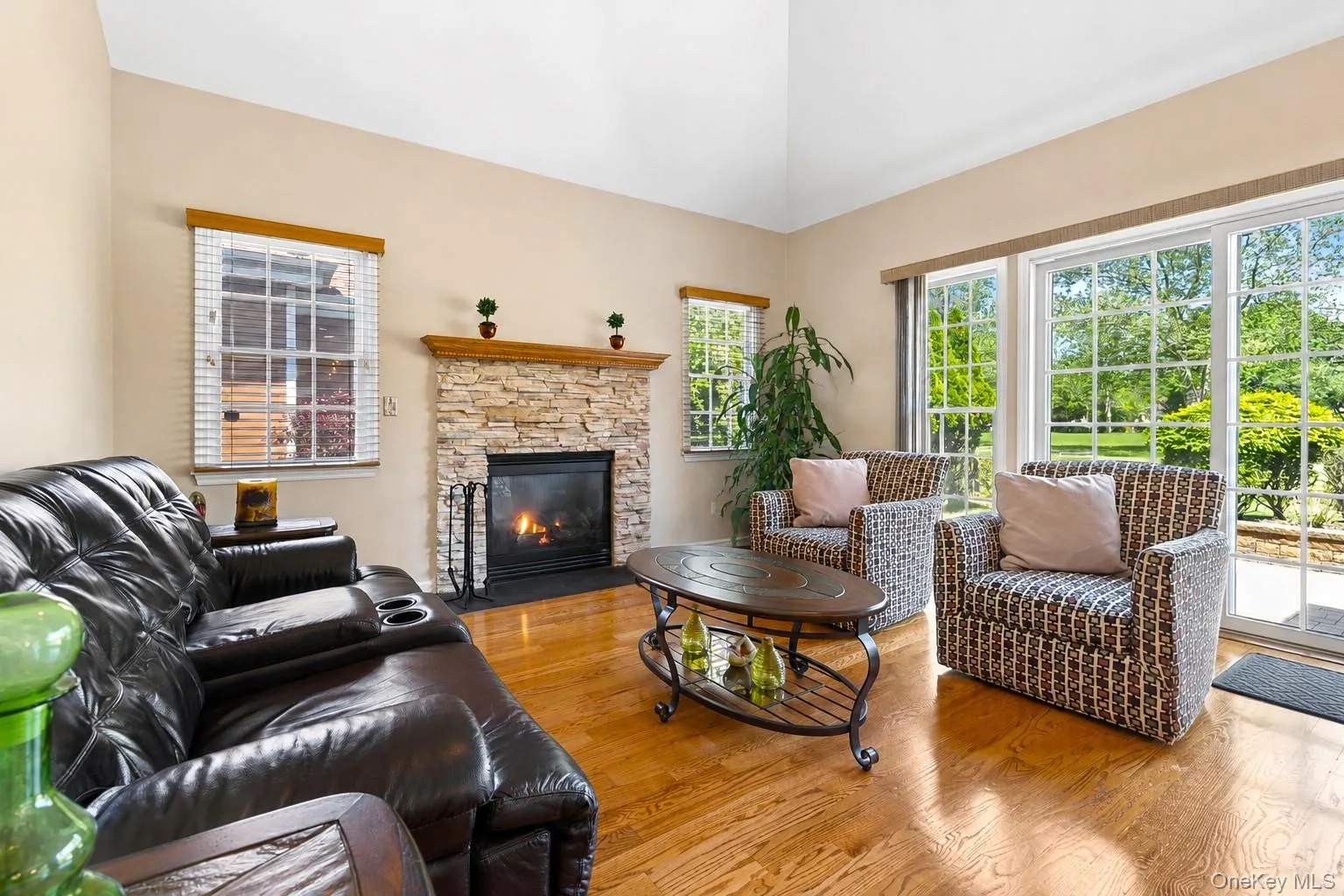 73 Redan Drive, Smithtown, NY, 4 Bedrooms Bedrooms, 10 Rooms Rooms,3 BathroomsBathrooms,Residential,For Rent,Redan,0,1002127 73 Redan Drive, Smithtown, NY, 4 Bedrooms Bedrooms, 10 Rooms Rooms,3 BathroomsBathrooms,Residential,For Rent,Redan,0,1002127