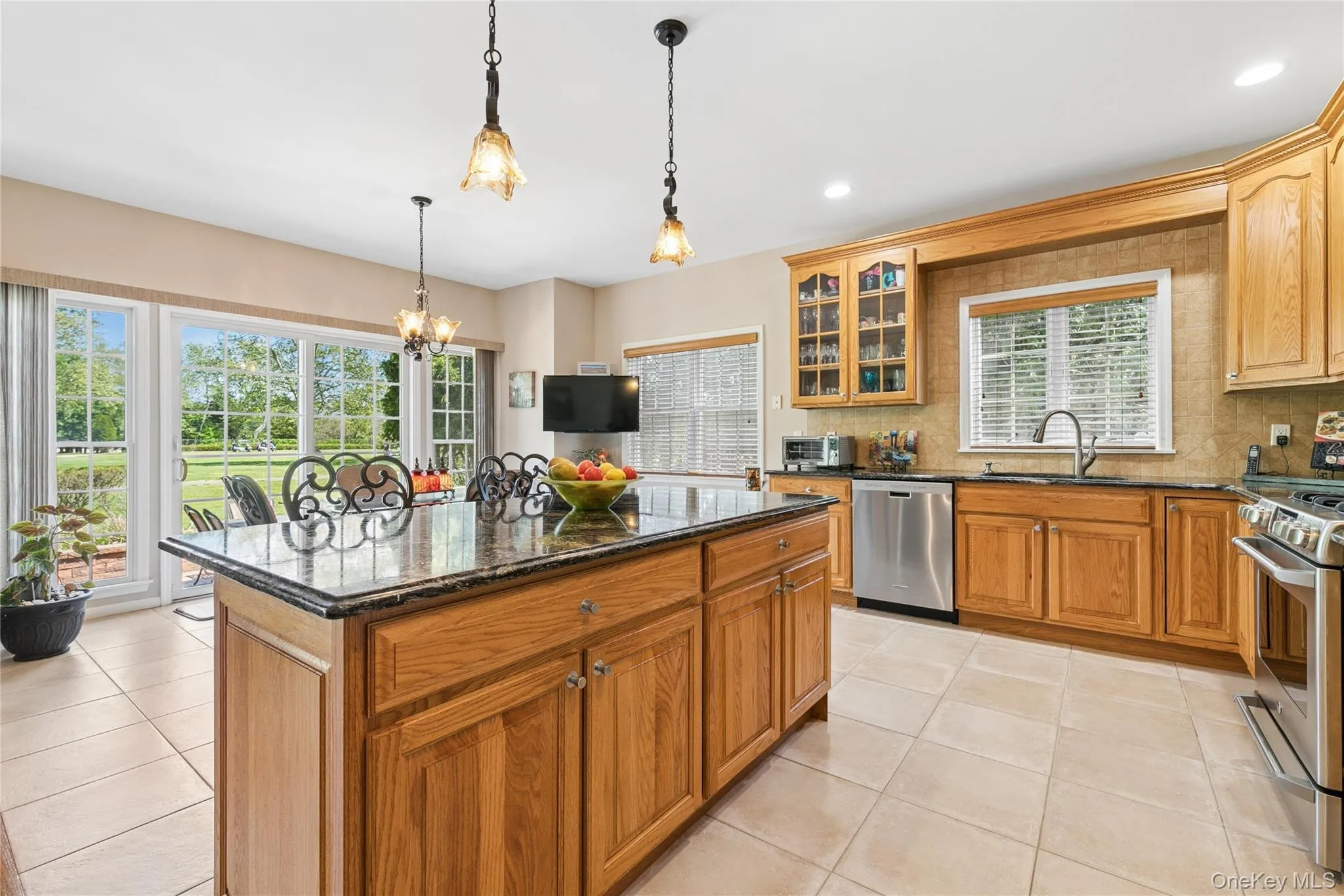 73 Redan Drive, Smithtown, NY, 4 Bedrooms Bedrooms, 10 Rooms Rooms,3 BathroomsBathrooms,Residential,For Rent,Redan,0,1002127 73 Redan Drive, Smithtown, NY, 4 Bedrooms Bedrooms, 10 Rooms Rooms,3 BathroomsBathrooms,Residential,For Rent,Redan,0,1002127