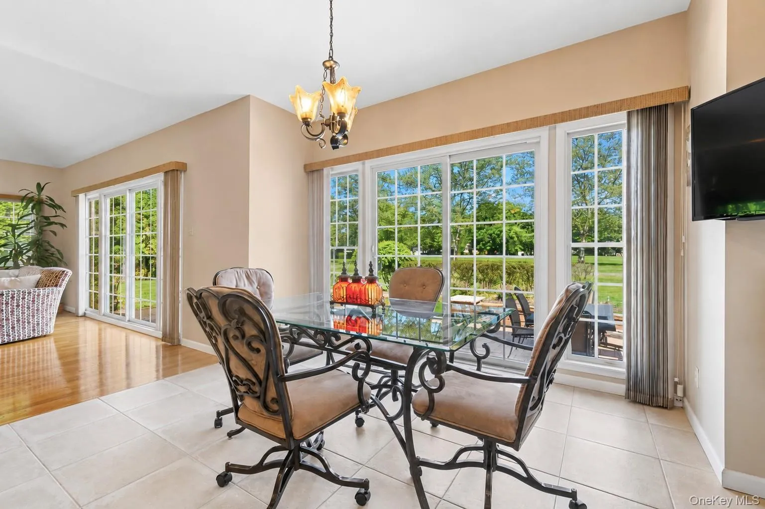 73 Redan Drive, Smithtown, NY, 4 Bedrooms Bedrooms, 10 Rooms Rooms,3 BathroomsBathrooms,Residential,For Rent,Redan,0,1002127 73 Redan Drive, Smithtown, NY, 4 Bedrooms Bedrooms, 10 Rooms Rooms,3 BathroomsBathrooms,Residential,For Rent,Redan,0,1002127