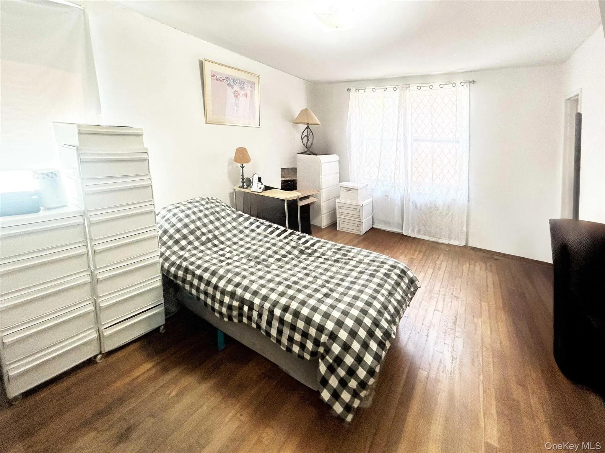 142-05 Roosevelt Avenue, New York, NY, 3 Bedrooms Bedrooms, 5 Rooms Rooms,2 BathroomsBathrooms,Residential Sale,For Rent,Roosevelt,0,1002129 142-05 Roosevelt Avenue, New York, NY, 3 Bedrooms Bedrooms, 5 Rooms Rooms,2 BathroomsBathrooms,Residential Sale,For Rent,Roosevelt,0,1002129