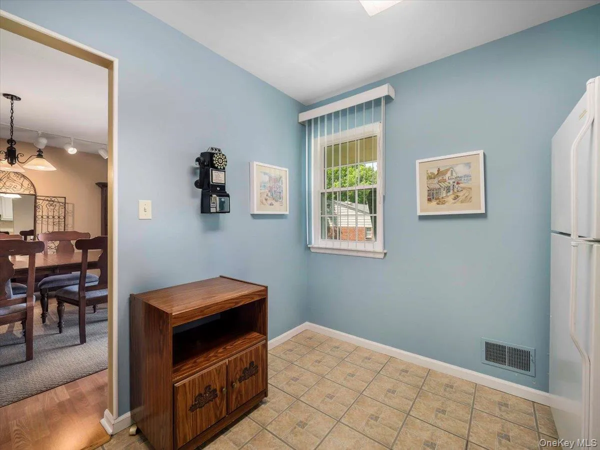 80 Bon Aire Circle, Ramapo, NY, 2 Bedrooms Bedrooms, 7 Rooms Rooms,2 BathroomsBathrooms,Residential,For Rent,Bon Aire,0,1002131 80 Bon Aire Circle, Ramapo, NY, 2 Bedrooms Bedrooms, 7 Rooms Rooms,2 BathroomsBathrooms,Residential,For Rent,Bon Aire,0,1002131