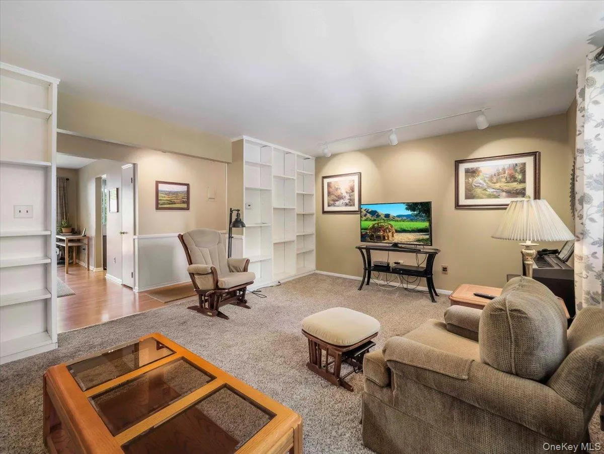 80 Bon Aire Circle, Ramapo, NY, 2 Bedrooms Bedrooms, 7 Rooms Rooms,2 BathroomsBathrooms,Residential,For Rent,Bon Aire,0,1002131 80 Bon Aire Circle, Ramapo, NY, 2 Bedrooms Bedrooms, 7 Rooms Rooms,2 BathroomsBathrooms,Residential,For Rent,Bon Aire,0,1002131