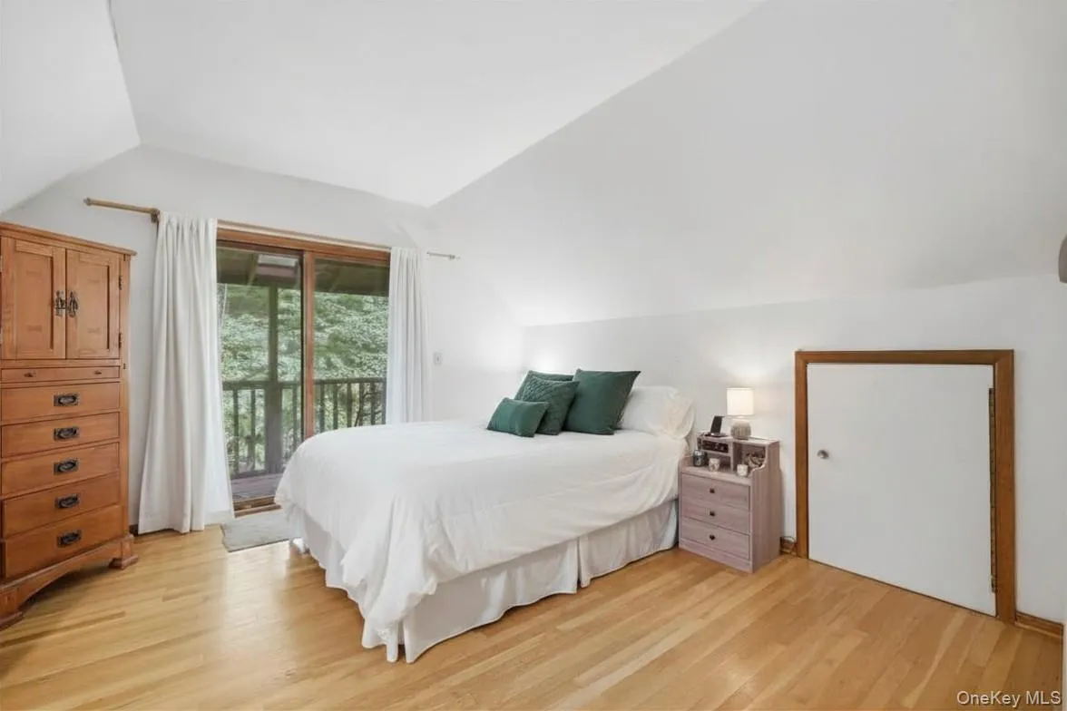 5 Picardi Court, East Fishkill, NY, 3 Bedrooms Bedrooms, 7 Rooms Rooms,2 BathroomsBathrooms,Residential,For Rent,Picardi,0,1002134 5 Picardi Court, East Fishkill, NY, 3 Bedrooms Bedrooms, 7 Rooms Rooms,2 BathroomsBathrooms,Residential,For Rent,Picardi,0,1002134