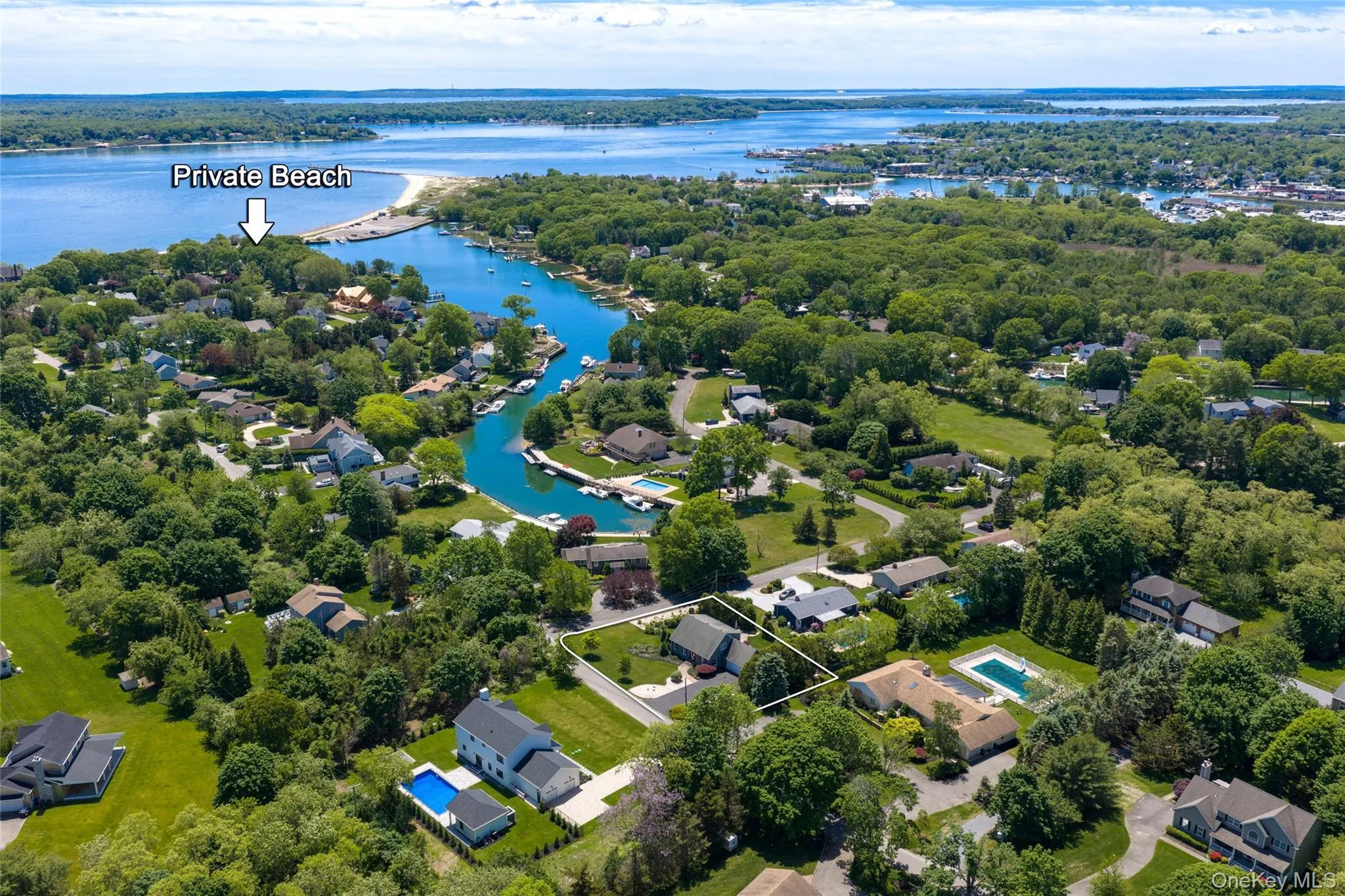 450 Maple Lane, Southold, NY, 3 Bedrooms Bedrooms, 7 Rooms Rooms,2 BathroomsBathrooms,Residential,For Rent,Maple,0,1002141 450 Maple Lane, Southold, NY, 3 Bedrooms Bedrooms, 7 Rooms Rooms,2 BathroomsBathrooms,Residential,For Rent,Maple,0,1002141