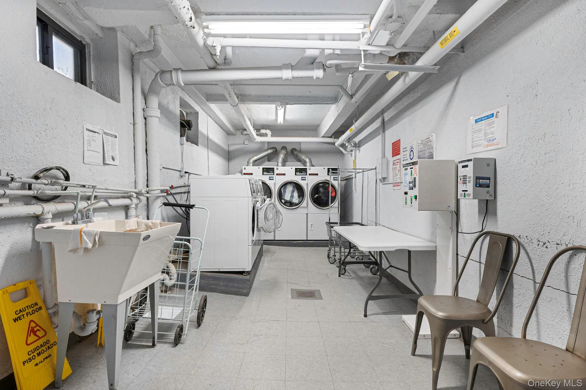 2552 7 Street, New York, NY, 2 Bedrooms Bedrooms, 4 Rooms Rooms,1 BathroomBathrooms,Residential Sale,For Rent,7,0,1002142 2552 7 Street, New York, NY, 2 Bedrooms Bedrooms, 4 Rooms Rooms,1 BathroomBathrooms,Residential Sale,For Rent,7,0,1002142