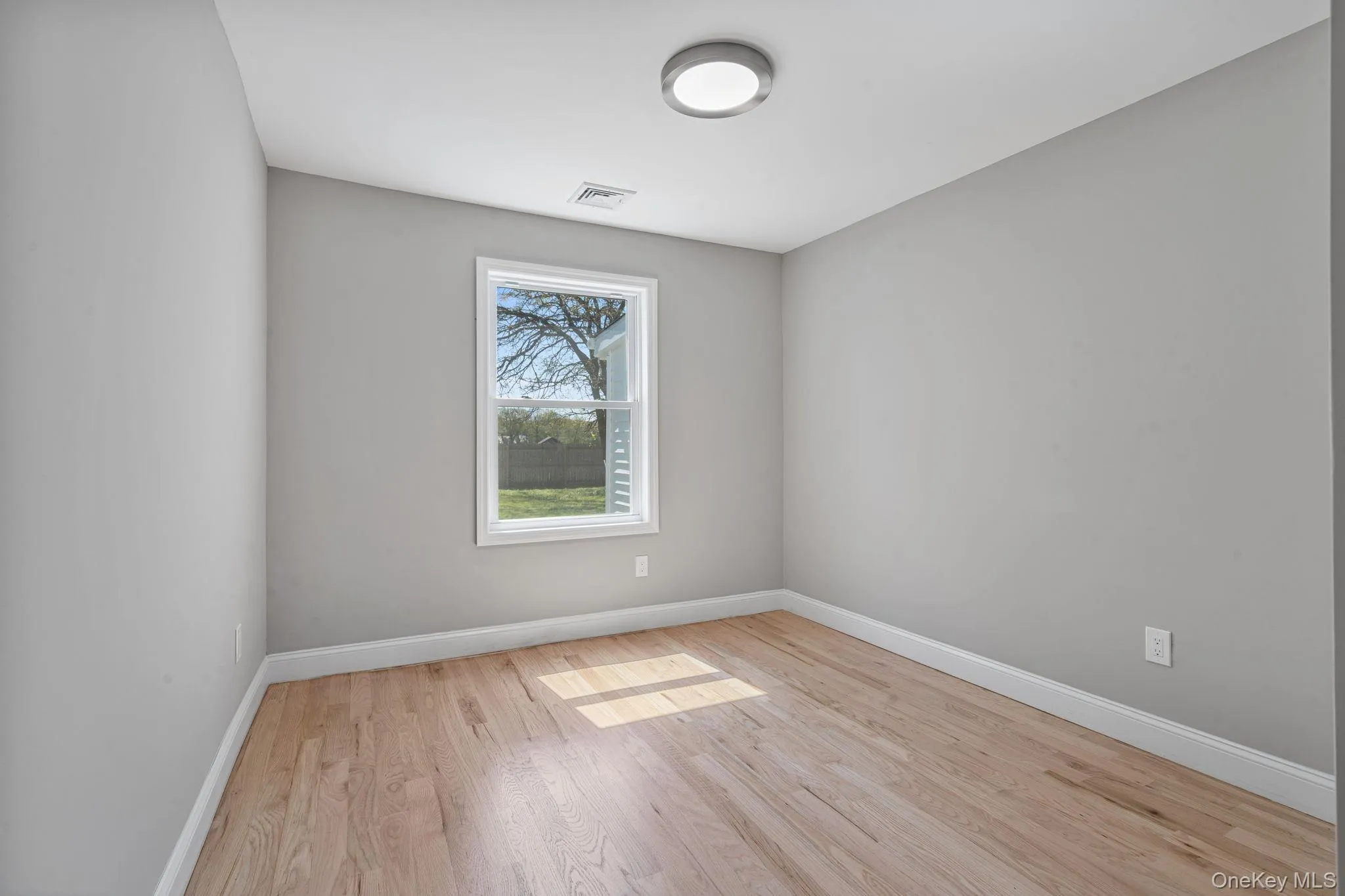 7600 Main Road, Southold, NY, 3 Bedrooms Bedrooms, 5 Rooms Rooms,2 BathroomsBathrooms,Residential Lease,For Rent,Main,0,1002145 7600 Main Road, Southold, NY, 3 Bedrooms Bedrooms, 5 Rooms Rooms,2 BathroomsBathrooms,Residential Lease,For Rent,Main,0,1002145