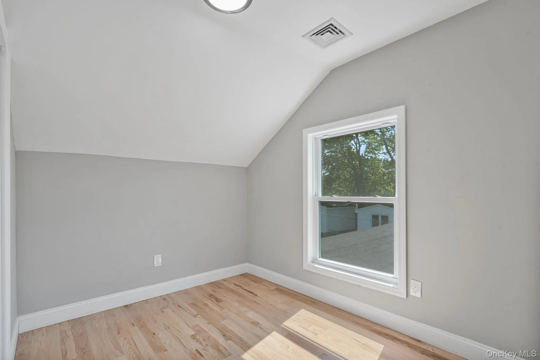 7600 Main Road, Southold, NY, 3 Bedrooms Bedrooms, 5 Rooms Rooms,2 BathroomsBathrooms,Residential Lease,For Rent,Main,0,1002145 7600 Main Road, Southold, NY, 3 Bedrooms Bedrooms, 5 Rooms Rooms,2 BathroomsBathrooms,Residential Lease,For Rent,Main,0,1002145