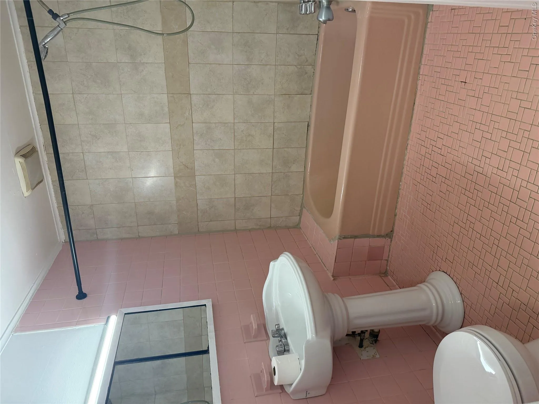 2727 Route 94, Blooming Grove, NY, 1 Bedroom Bedrooms, 5 Rooms Rooms,1 BathroomBathrooms,Residential Lease,For Rent,Route 94,0,1002146 2727 Route 94, Blooming Grove, NY, 1 Bedroom Bedrooms, 5 Rooms Rooms,1 BathroomBathrooms,Residential Lease,For Rent,Route 94,0,1002146