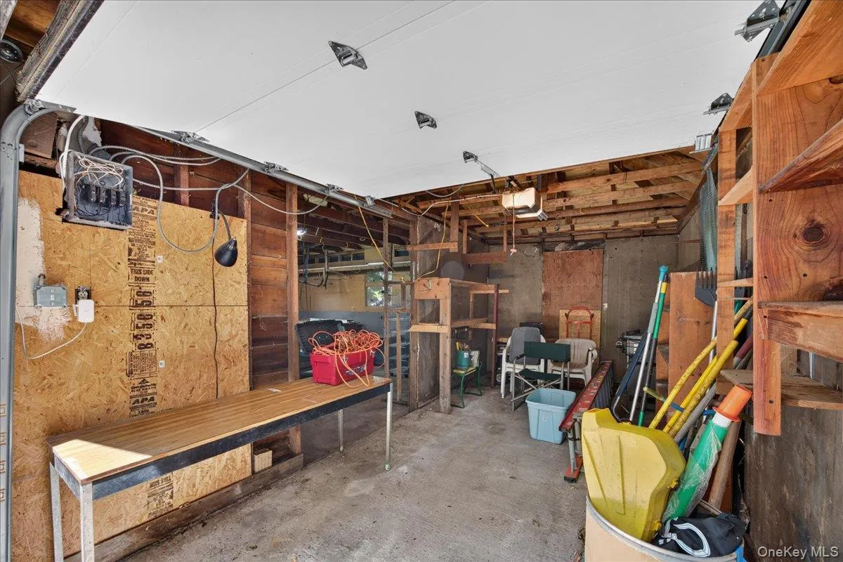 77 Irving Place, New Rochelle, NY, 4 Bedrooms Bedrooms, 7 Rooms Rooms,1 BathroomBathrooms,Residential,For Rent,Irving,0,1002149 77 Irving Place, New Rochelle, NY, 4 Bedrooms Bedrooms, 7 Rooms Rooms,1 BathroomBathrooms,Residential,For Rent,Irving,0,1002149