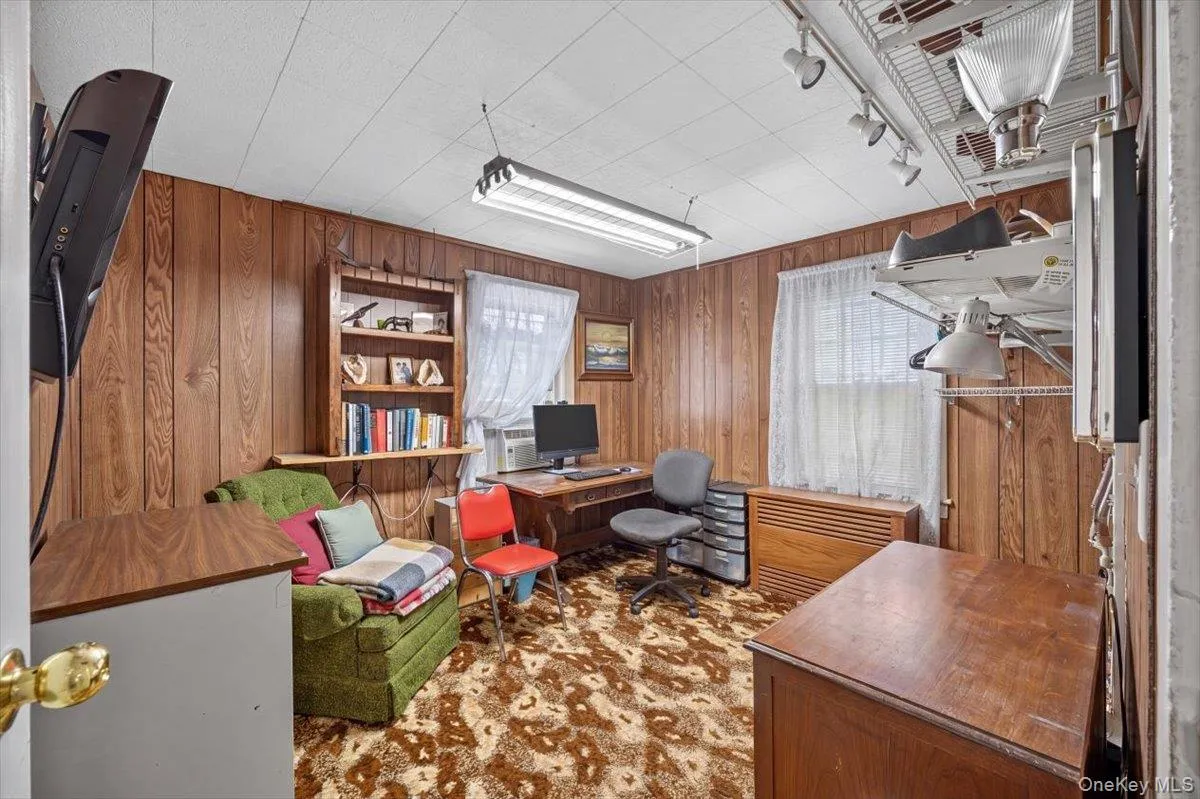 77 Irving Place, New Rochelle, NY, 4 Bedrooms Bedrooms, 7 Rooms Rooms,1 BathroomBathrooms,Residential,For Rent,Irving,0,1002149 77 Irving Place, New Rochelle, NY, 4 Bedrooms Bedrooms, 7 Rooms Rooms,1 BathroomBathrooms,Residential,For Rent,Irving,0,1002149