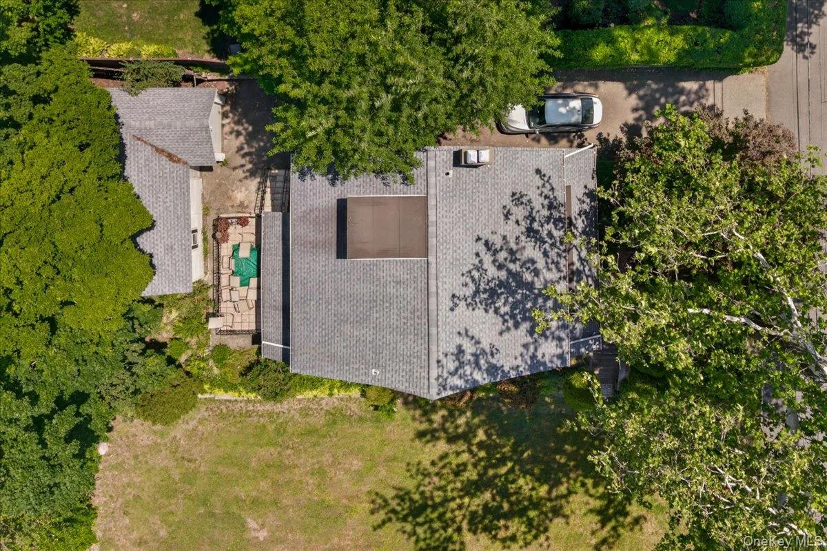 77 Irving Place, New Rochelle, NY, 4 Bedrooms Bedrooms, 7 Rooms Rooms,1 BathroomBathrooms,Residential,For Rent,Irving,0,1002149 77 Irving Place, New Rochelle, NY, 4 Bedrooms Bedrooms, 7 Rooms Rooms,1 BathroomBathrooms,Residential,For Rent,Irving,0,1002149