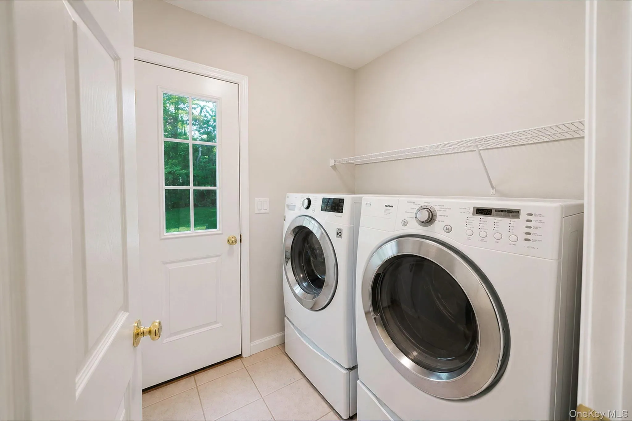 283 Route 25A, Brookhaven, NY, 4 Bedrooms Bedrooms, 8 Rooms Rooms,2 BathroomsBathrooms,Residential,For Rent,Route 25A,0,1002153 283 Route 25A, Brookhaven, NY, 4 Bedrooms Bedrooms, 8 Rooms Rooms,2 BathroomsBathrooms,Residential,For Rent,Route 25A,0,1002153