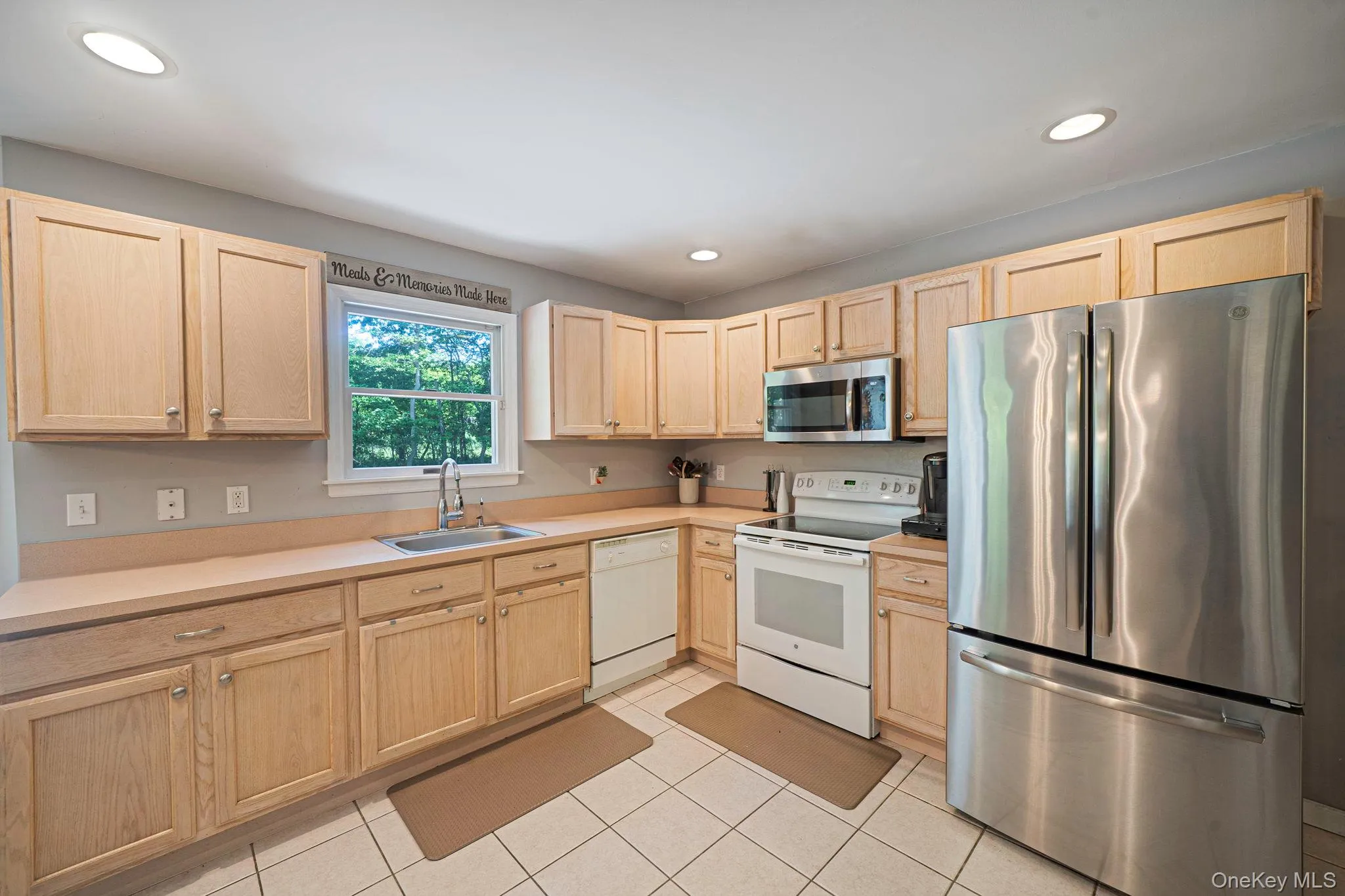 283 Route 25A, Brookhaven, NY, 4 Bedrooms Bedrooms, 8 Rooms Rooms,2 BathroomsBathrooms,Residential,For Rent,Route 25A,0,1002153 283 Route 25A, Brookhaven, NY, 4 Bedrooms Bedrooms, 8 Rooms Rooms,2 BathroomsBathrooms,Residential,For Rent,Route 25A,0,1002153