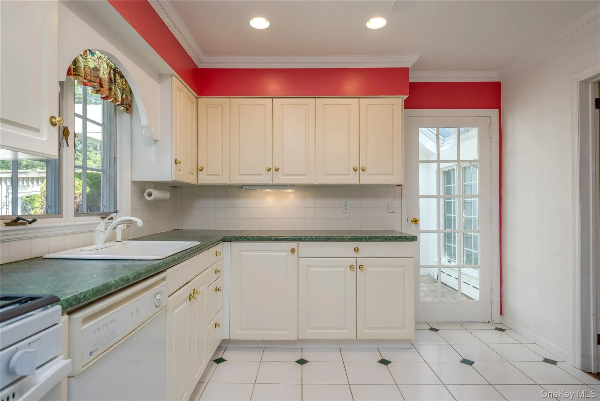 11 Wheeler Place, Clarkstown, NY, 4 Bedrooms Bedrooms, 10 Rooms Rooms,2 BathroomsBathrooms,Residential,For Rent,Wheeler,0,1002160 11 Wheeler Place, Clarkstown, NY, 4 Bedrooms Bedrooms, 10 Rooms Rooms,2 BathroomsBathrooms,Residential,For Rent,Wheeler,0,1002160