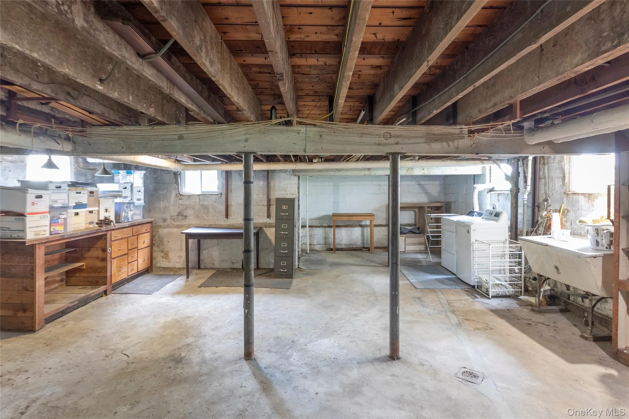 Lower Level walks out to the Backyard, Garage and Driveway. Ready for your imagination... Lower Level walks out to the Backyard, Garage and Driveway. Ready for your imagination...