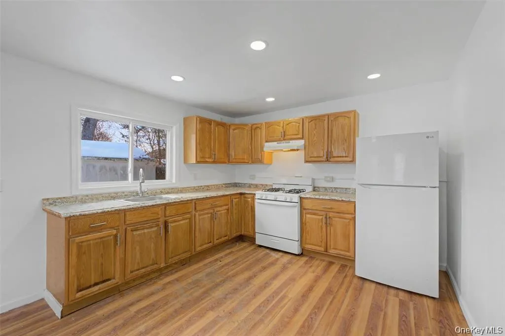 457 1st Street, Newburgh (city), NY, 3 Bedrooms Bedrooms, 6 Rooms Rooms,1 BathroomBathrooms,Residential,For Rent,1st,0,1002170 457 1st Street, Newburgh (city), NY, 3 Bedrooms Bedrooms, 6 Rooms Rooms,1 BathroomBathrooms,Residential,For Rent,1st,0,1002170