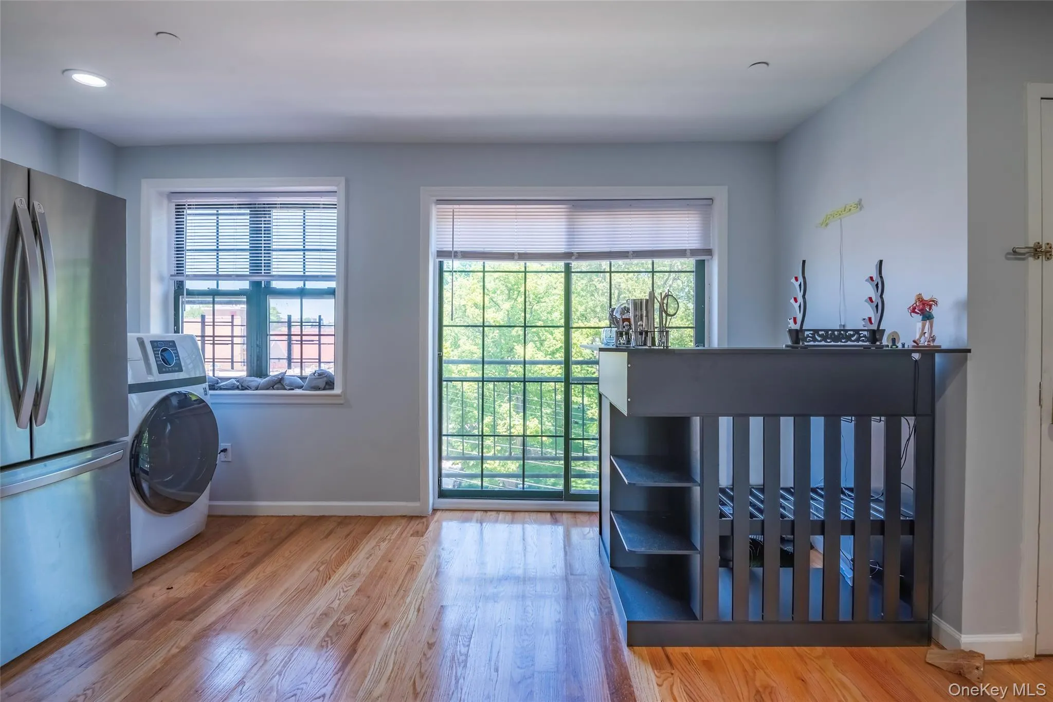 103-02 42nd Avenue, New York, NY, 2 Bedrooms Bedrooms, 4 Rooms Rooms,1 BathroomBathrooms,Residential Lease,For Rent,42nd,0,1002171 103-02 42nd Avenue, New York, NY, 2 Bedrooms Bedrooms, 4 Rooms Rooms,1 BathroomBathrooms,Residential Lease,For Rent,42nd,0,1002171