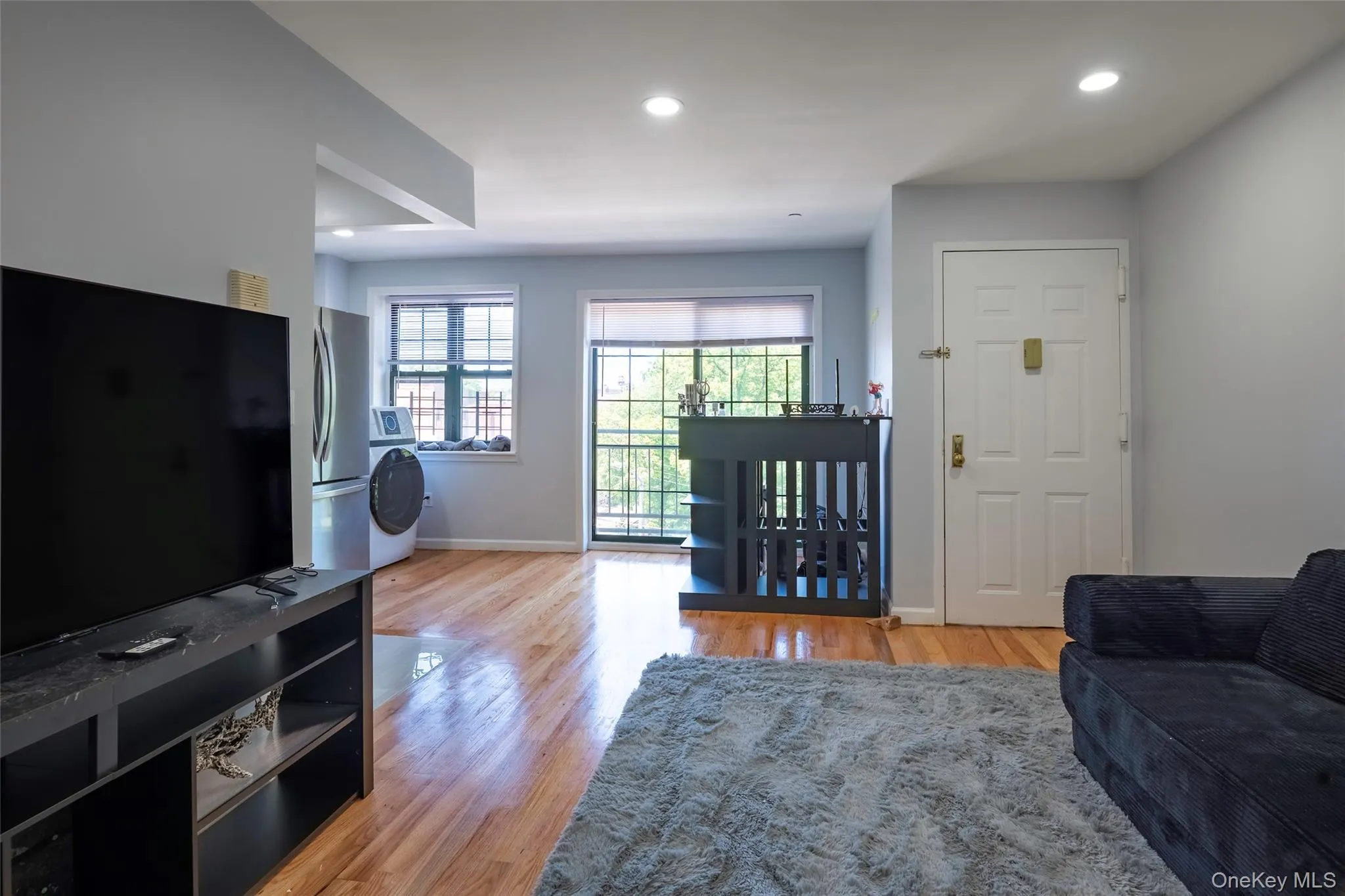 103-02 42nd Avenue, New York, NY, 2 Bedrooms Bedrooms, 4 Rooms Rooms,1 BathroomBathrooms,Residential Lease,For Rent,42nd,0,1002171 103-02 42nd Avenue, New York, NY, 2 Bedrooms Bedrooms, 4 Rooms Rooms,1 BathroomBathrooms,Residential Lease,For Rent,42nd,0,1002171