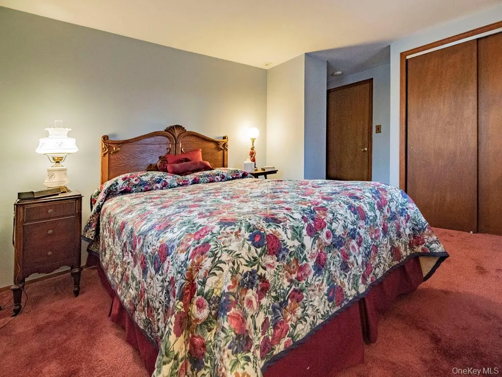 2080 Seamans Neck Road, Hempstead, NY, 3 Bedrooms Bedrooms, 7 Rooms Rooms,2 BathroomsBathrooms,Residential,For Rent,Seamans Neck,0,1002172 2080 Seamans Neck Road, Hempstead, NY, 3 Bedrooms Bedrooms, 7 Rooms Rooms,2 BathroomsBathrooms,Residential,For Rent,Seamans Neck,0,1002172