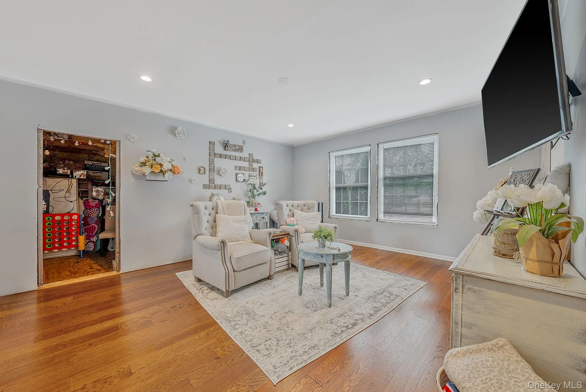 1582 Little Neck Avenue, Hempstead, NY, 5 Bedrooms Bedrooms, 9 Rooms Rooms,3 BathroomsBathrooms,Residential Sale,For Rent,Little Neck,0,1002173 1582 Little Neck Avenue, Hempstead, NY, 5 Bedrooms Bedrooms, 9 Rooms Rooms,3 BathroomsBathrooms,Residential Sale,For Rent,Little Neck,0,1002173