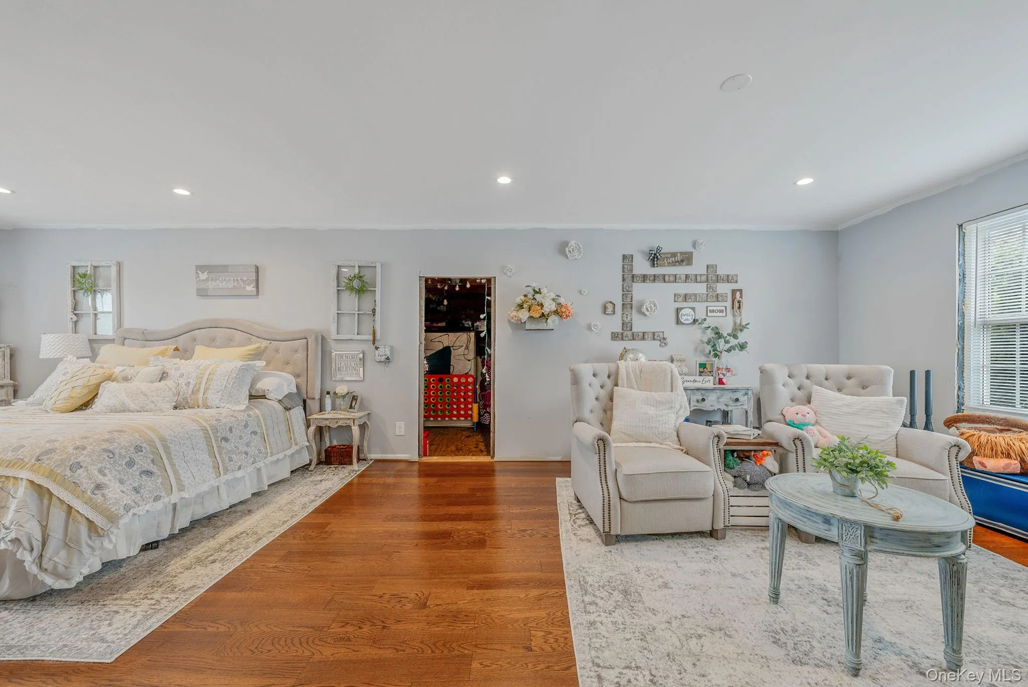1582 Little Neck Avenue, Hempstead, NY, 5 Bedrooms Bedrooms, 9 Rooms Rooms,3 BathroomsBathrooms,Residential Sale,For Rent,Little Neck,0,1002173 1582 Little Neck Avenue, Hempstead, NY, 5 Bedrooms Bedrooms, 9 Rooms Rooms,3 BathroomsBathrooms,Residential Sale,For Rent,Little Neck,0,1002173
