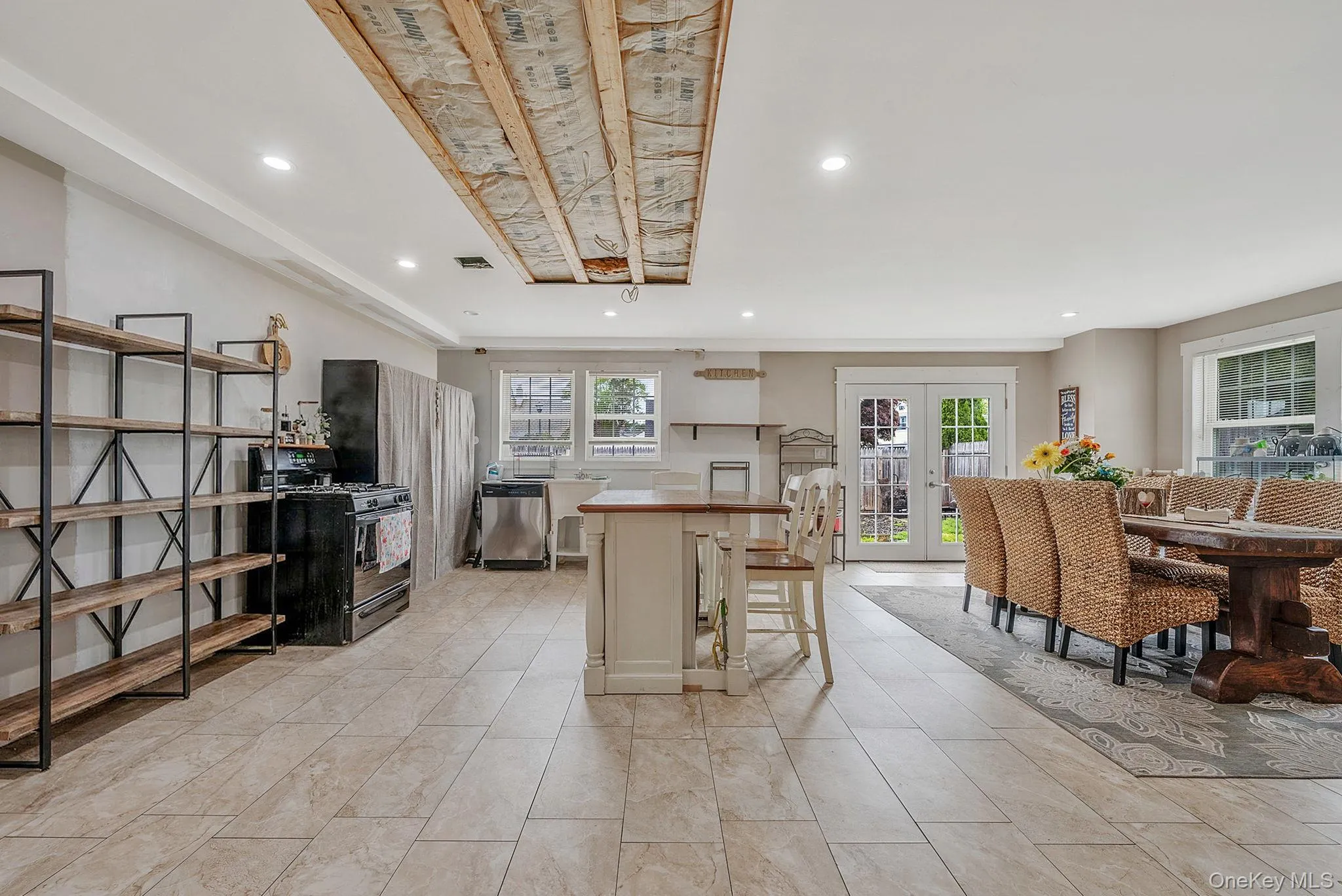 1582 Little Neck Avenue, Hempstead, NY, 5 Bedrooms Bedrooms, 9 Rooms Rooms,3 BathroomsBathrooms,Residential Sale,For Rent,Little Neck,0,1002173 1582 Little Neck Avenue, Hempstead, NY, 5 Bedrooms Bedrooms, 9 Rooms Rooms,3 BathroomsBathrooms,Residential Sale,For Rent,Little Neck,0,1002173