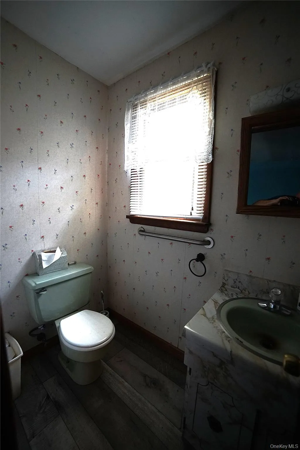 3 Jefferson Street, Woodbury, NY, 4 Bedrooms Bedrooms, 7 Rooms Rooms,1 BathroomBathrooms,Residential,For Rent,Jefferson,0,1002174 3 Jefferson Street, Woodbury, NY, 4 Bedrooms Bedrooms, 7 Rooms Rooms,1 BathroomBathrooms,Residential,For Rent,Jefferson,0,1002174