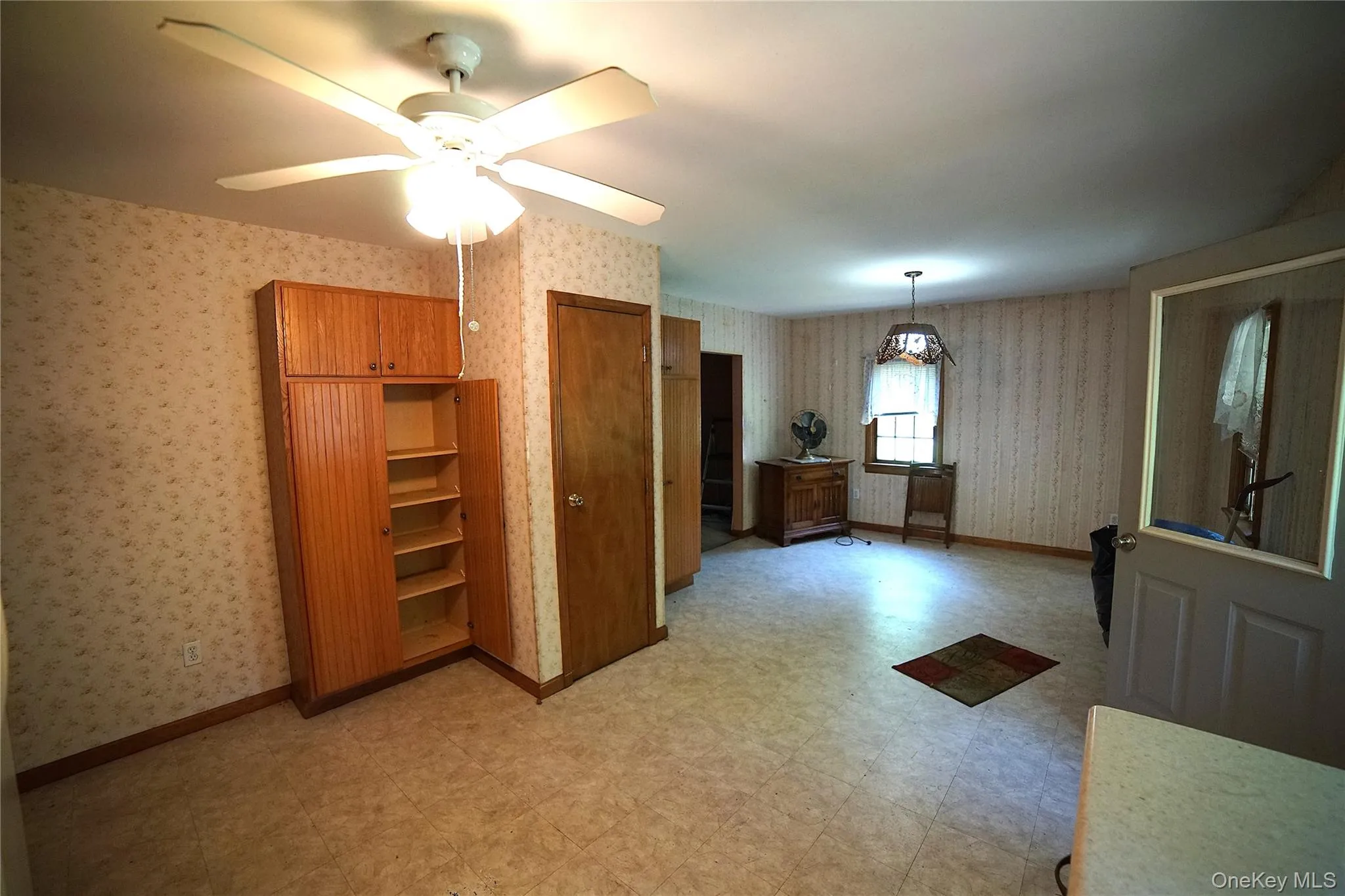 3 Jefferson Street, Woodbury, NY, 4 Bedrooms Bedrooms, 7 Rooms Rooms,1 BathroomBathrooms,Residential,For Rent,Jefferson,0,1002174 3 Jefferson Street, Woodbury, NY, 4 Bedrooms Bedrooms, 7 Rooms Rooms,1 BathroomBathrooms,Residential,For Rent,Jefferson,0,1002174