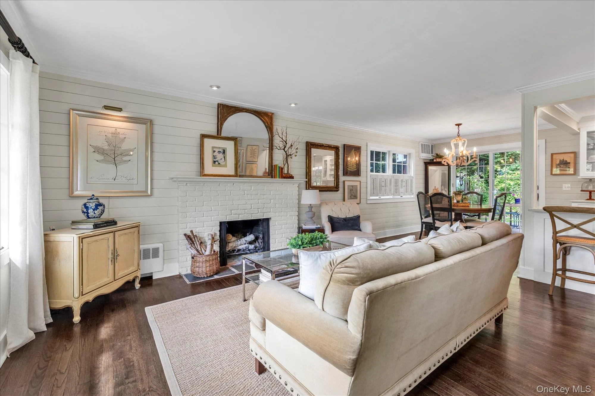 5 Gaines Place, Huntington, NY, 4 Bedrooms Bedrooms, 7 Rooms Rooms,2 BathroomsBathrooms,Residential,For Rent,Gaines,0,1002175 5 Gaines Place, Huntington, NY, 4 Bedrooms Bedrooms, 7 Rooms Rooms,2 BathroomsBathrooms,Residential,For Rent,Gaines,0,1002175