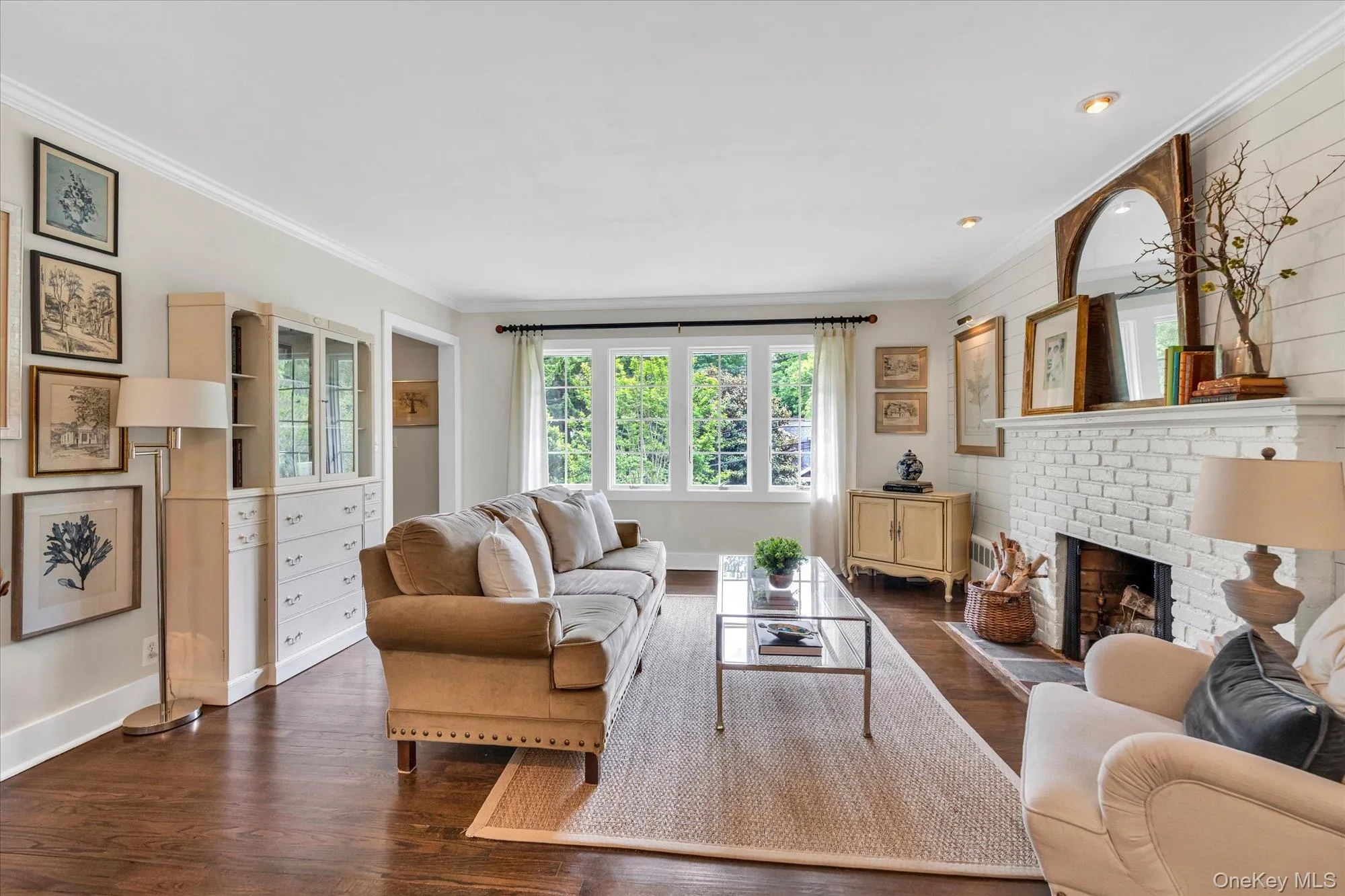5 Gaines Place, Huntington, NY, 4 Bedrooms Bedrooms, 7 Rooms Rooms,2 BathroomsBathrooms,Residential,For Rent,Gaines,0,1002175 5 Gaines Place, Huntington, NY, 4 Bedrooms Bedrooms, 7 Rooms Rooms,2 BathroomsBathrooms,Residential,For Rent,Gaines,0,1002175