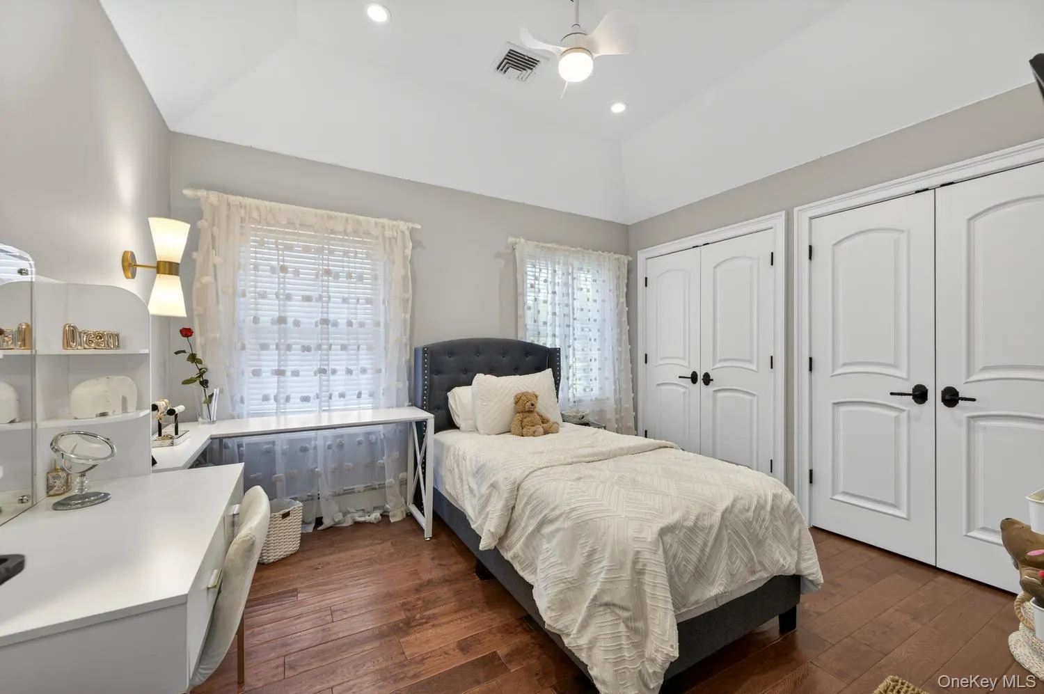 322 Rose Lane, Smithtown, NY, 4 Bedrooms Bedrooms, 9 Rooms Rooms,3 BathroomsBathrooms,Residential,For Rent,Rose,0,1002176 322 Rose Lane, Smithtown, NY, 4 Bedrooms Bedrooms, 9 Rooms Rooms,3 BathroomsBathrooms,Residential,For Rent,Rose,0,1002176