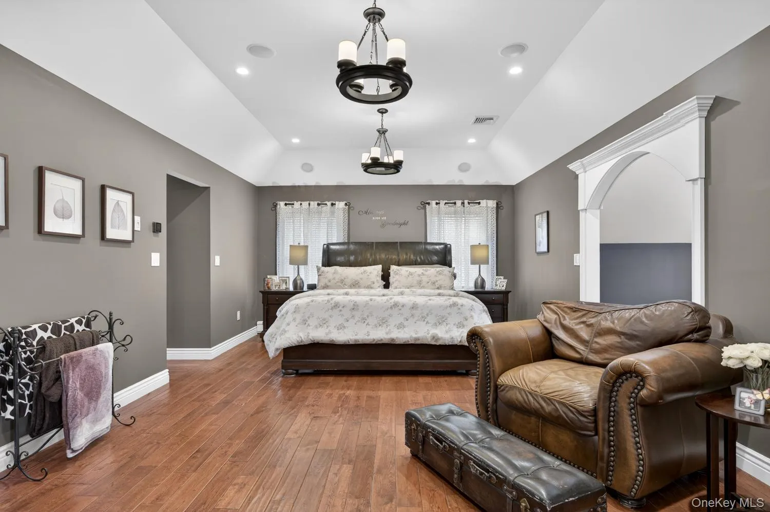 322 Rose Lane, Smithtown, NY, 4 Bedrooms Bedrooms, 9 Rooms Rooms,3 BathroomsBathrooms,Residential,For Rent,Rose,0,1002176 322 Rose Lane, Smithtown, NY, 4 Bedrooms Bedrooms, 9 Rooms Rooms,3 BathroomsBathrooms,Residential,For Rent,Rose,0,1002176