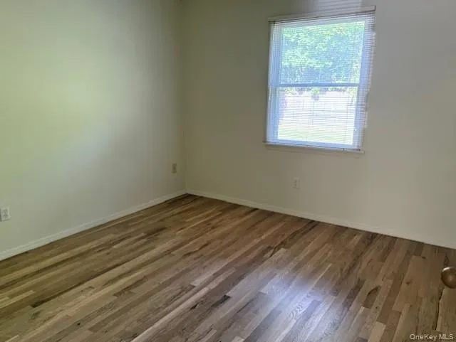 124 Sylvan Avenue, Brookhaven, NY, 1 Bedroom Bedrooms, 4 Rooms Rooms,1 BathroomBathrooms,Residential Lease,For Rent,Sylvan,0,1002178 124 Sylvan Avenue, Brookhaven, NY, 1 Bedroom Bedrooms, 4 Rooms Rooms,1 BathroomBathrooms,Residential Lease,For Rent,Sylvan,0,1002178