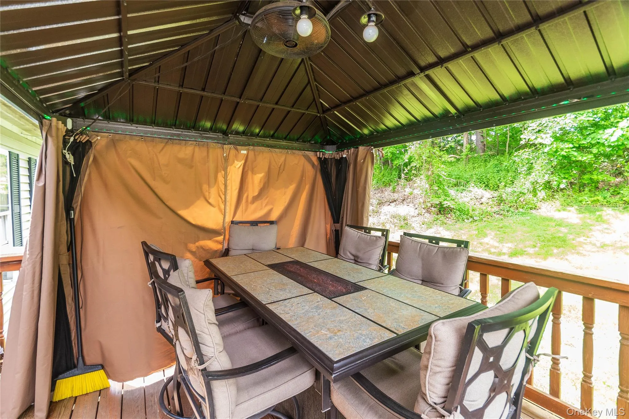 209 Wood Hollow Road, East Fishkill, NY, 3 Bedrooms Bedrooms, 8 Rooms Rooms,2 BathroomsBathrooms,Residential,For Rent,Wood Hollow Road,0,1002183 209 Wood Hollow Road, East Fishkill, NY, 3 Bedrooms Bedrooms, 8 Rooms Rooms,2 BathroomsBathrooms,Residential,For Rent,Wood Hollow Road,0,1002183