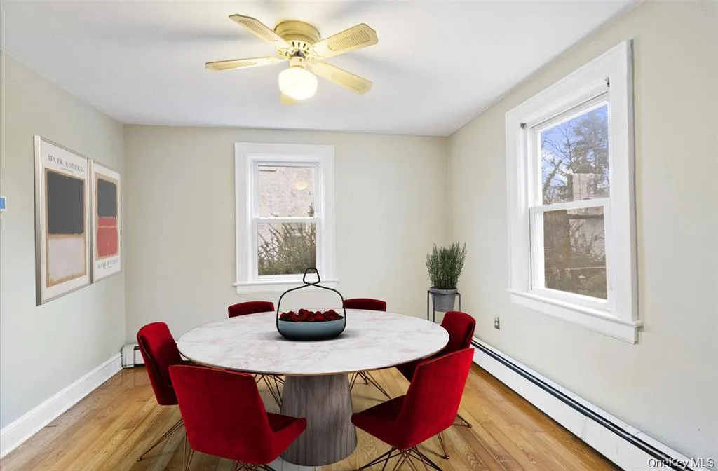 43 Van Nostrand Avenue, North Hempstead, NY, 3 Bedrooms Bedrooms, 6 Rooms Rooms,2 BathroomsBathrooms,Residential,For Rent,Van Nostrand,0,1002188 43 Van Nostrand Avenue, North Hempstead, NY, 3 Bedrooms Bedrooms, 6 Rooms Rooms,2 BathroomsBathrooms,Residential,For Rent,Van Nostrand,0,1002188