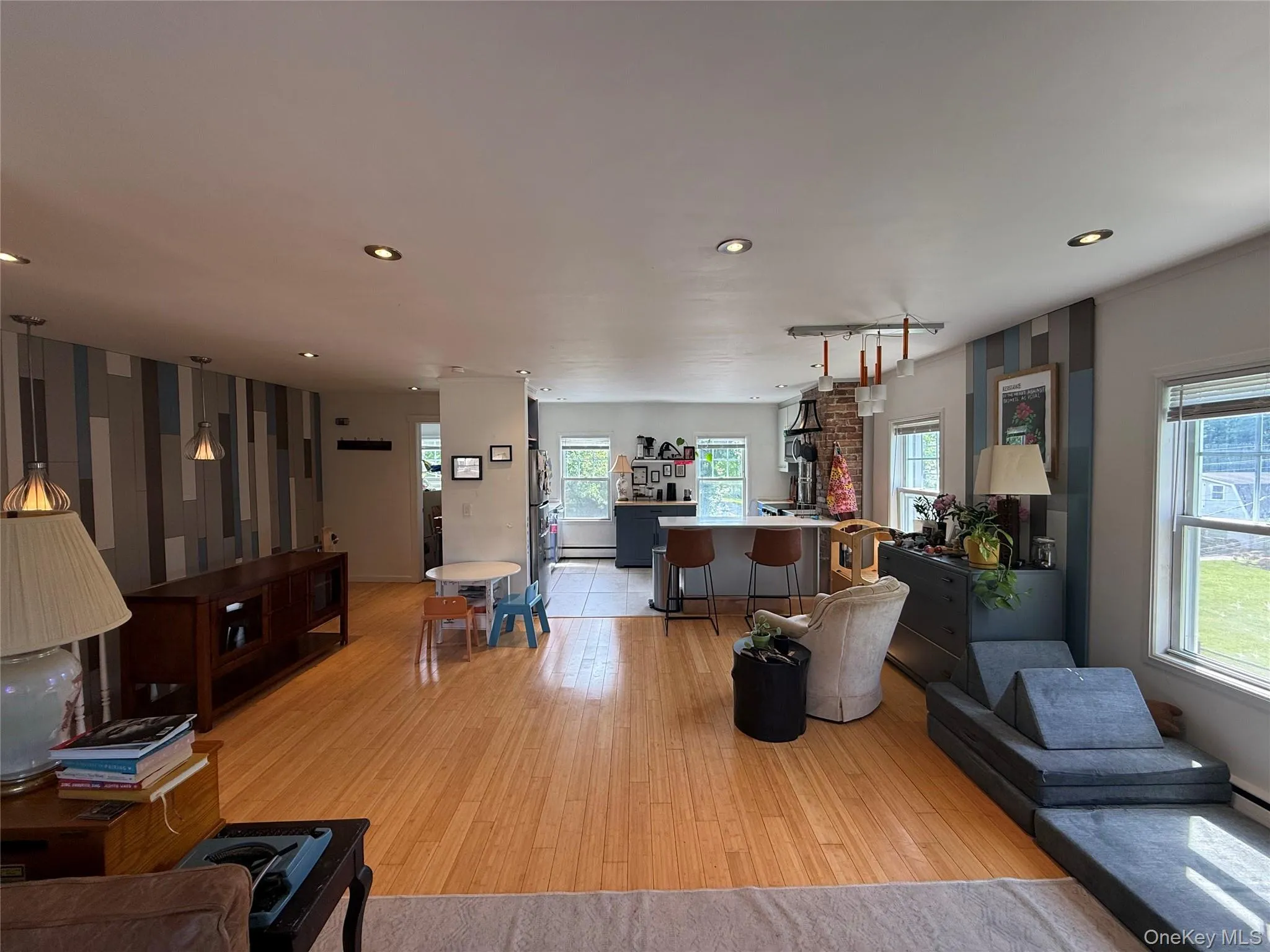2 Broadway Avenue, Wappinger, NY, 2 Bedrooms Bedrooms, 3 Rooms Rooms,1 BathroomBathrooms,Residential Lease,For Rent,Broadway,0,1002190 2 Broadway Avenue, Wappinger, NY, 2 Bedrooms Bedrooms, 3 Rooms Rooms,1 BathroomBathrooms,Residential Lease,For Rent,Broadway,0,1002190