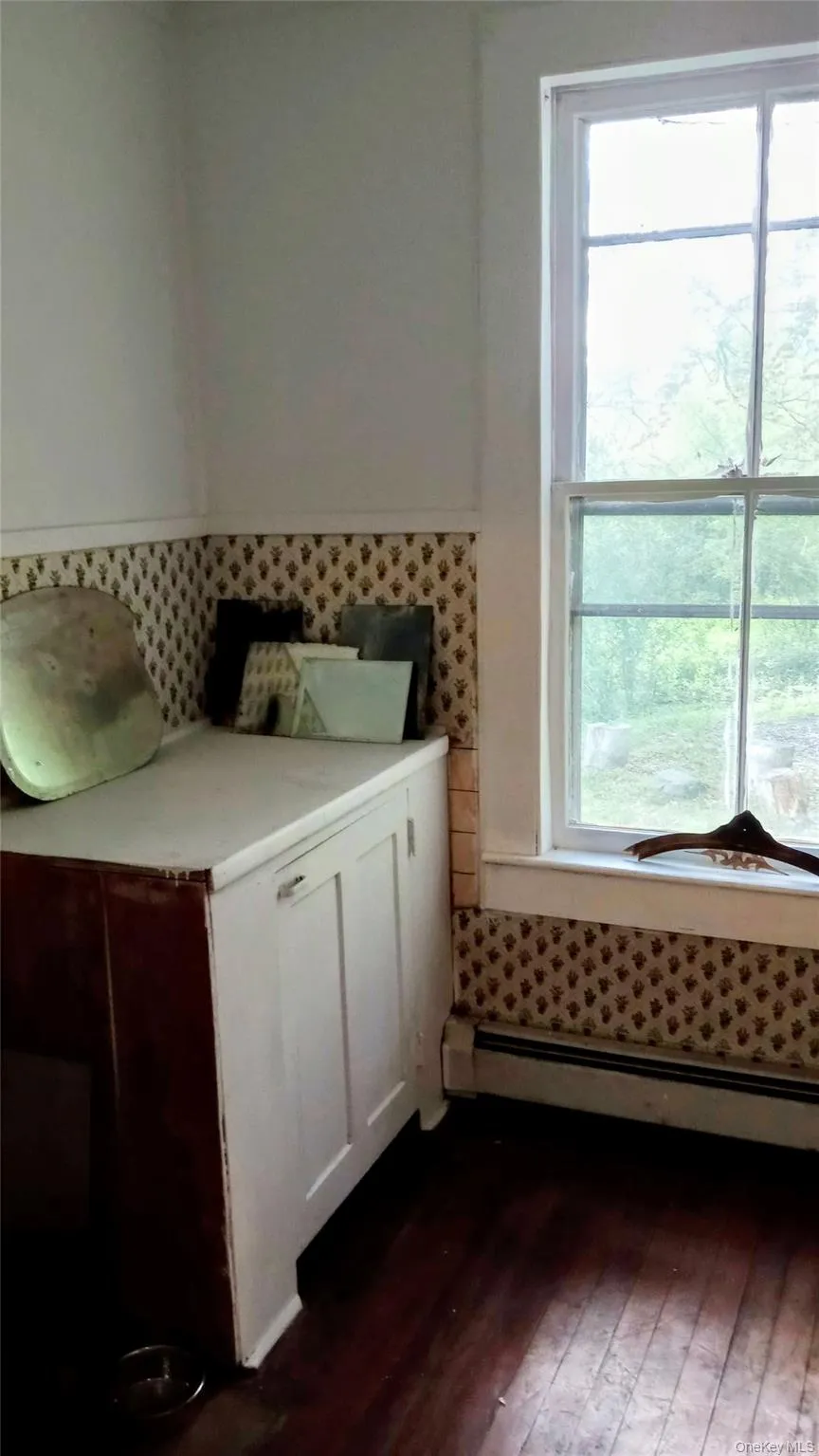 Butlers pantry Butlers pantry
