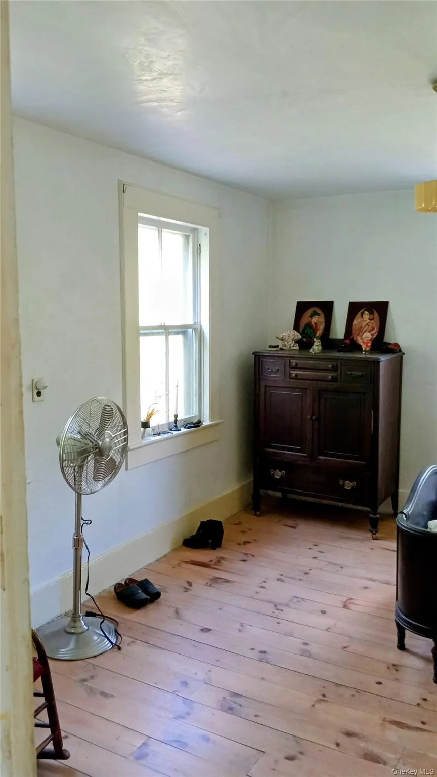 Bedroom1 Bedroom1