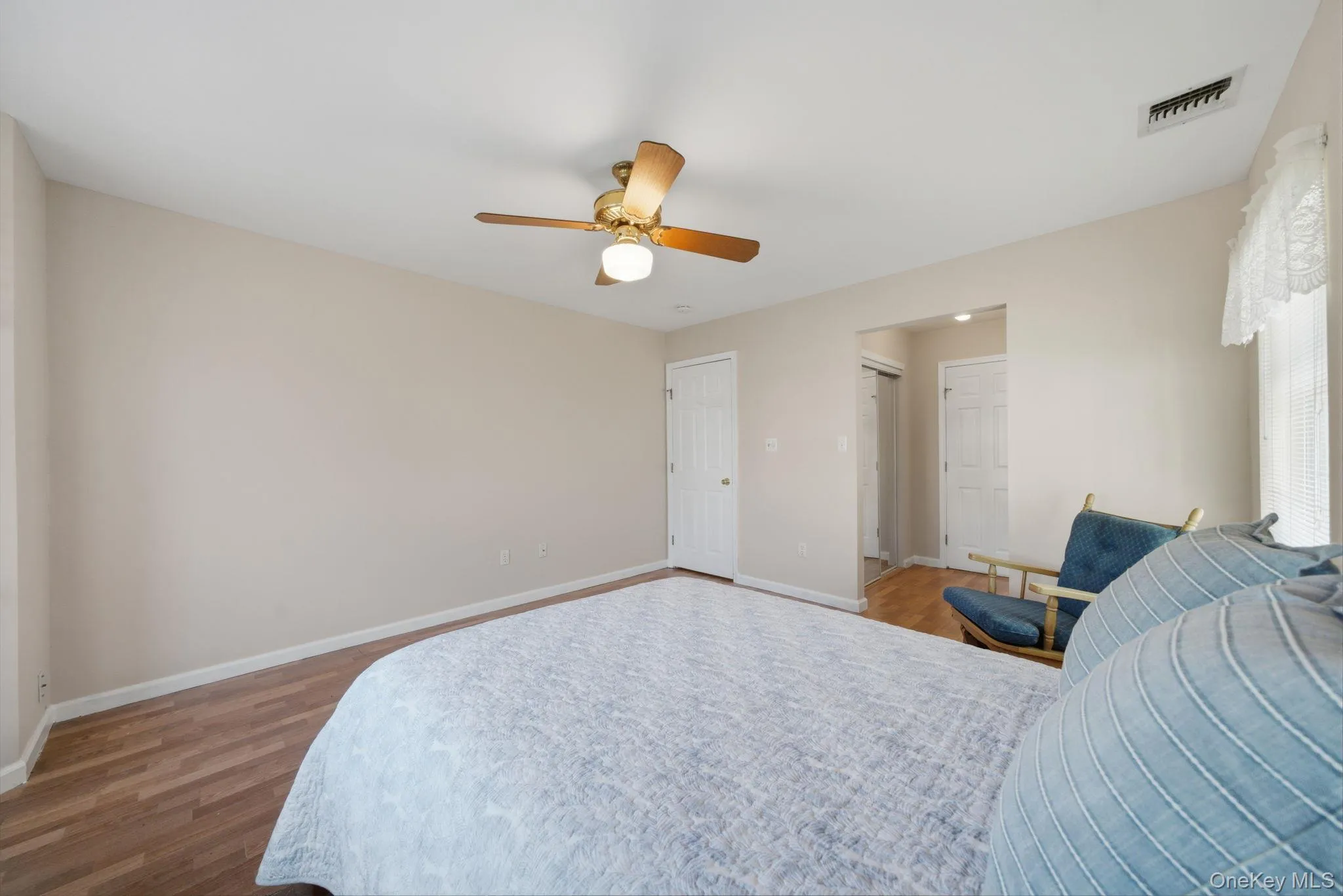 40 Willow Court, Brookhaven, NY, 2 Bedrooms Bedrooms, 7 Rooms Rooms,2 BathroomsBathrooms,Residential Sale,For Rent,Willow,0,1002194 40 Willow Court, Brookhaven, NY, 2 Bedrooms Bedrooms, 7 Rooms Rooms,2 BathroomsBathrooms,Residential Sale,For Rent,Willow,0,1002194