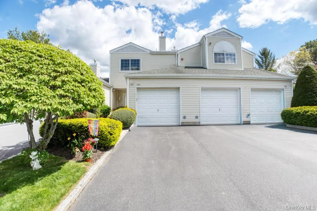 194 Gothic Circle, Brookhaven, NY, 2 Bedrooms Bedrooms, 4 Rooms Rooms,2 BathroomsBathrooms,Residential Sale,For Rent,Gothic,0,1002198 194 Gothic Circle, Brookhaven, NY, 2 Bedrooms Bedrooms, 4 Rooms Rooms,2 BathroomsBathrooms,Residential Sale,For Rent,Gothic,0,1002198