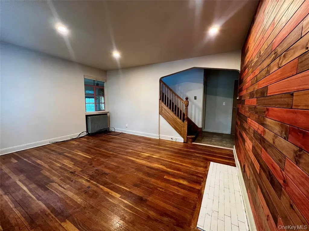131 Goldenrod Avenue, Hempstead, NY, 3 Bedrooms Bedrooms, 6 Rooms Rooms,1 BathroomBathrooms,Residential,For Rent,Goldenrod,0,1002199 131 Goldenrod Avenue, Hempstead, NY, 3 Bedrooms Bedrooms, 6 Rooms Rooms,1 BathroomBathrooms,Residential,For Rent,Goldenrod,0,1002199