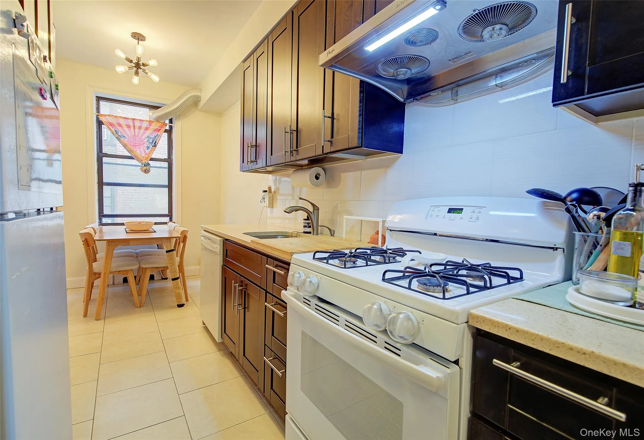 167-10 Crocheron Avenue, New York, NY, 1 Bedroom Bedrooms, 4 Rooms Rooms,1 BathroomBathrooms,Residential Lease,For Rent,Crocheron,0,1002201 167-10 Crocheron Avenue, New York, NY, 1 Bedroom Bedrooms, 4 Rooms Rooms,1 BathroomBathrooms,Residential Lease,For Rent,Crocheron,0,1002201