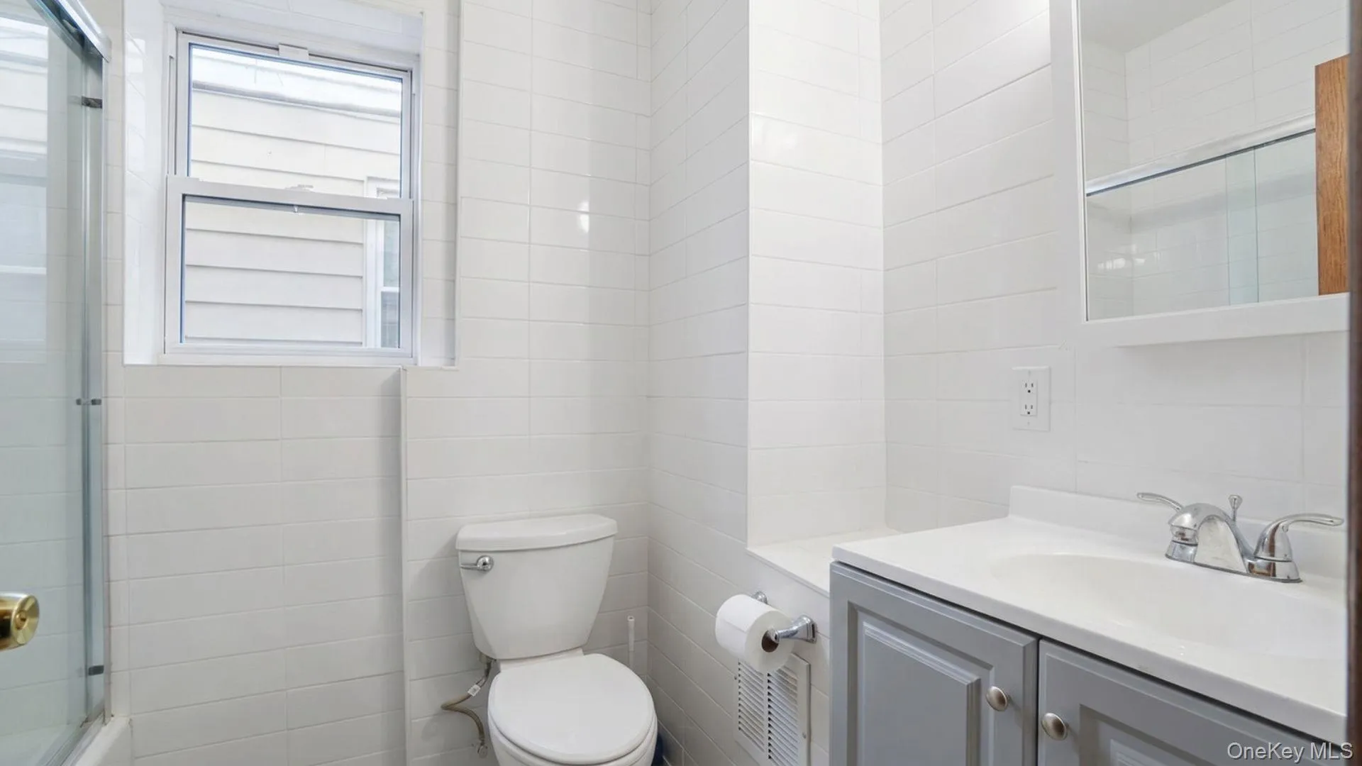 414 182nd Street, New York, NY, 5 Bedrooms Bedrooms, 8 Rooms Rooms,2 BathroomsBathrooms,Residential,For Rent,182nd,0,1002206 414 182nd Street, New York, NY, 5 Bedrooms Bedrooms, 8 Rooms Rooms,2 BathroomsBathrooms,Residential,For Rent,182nd,0,1002206