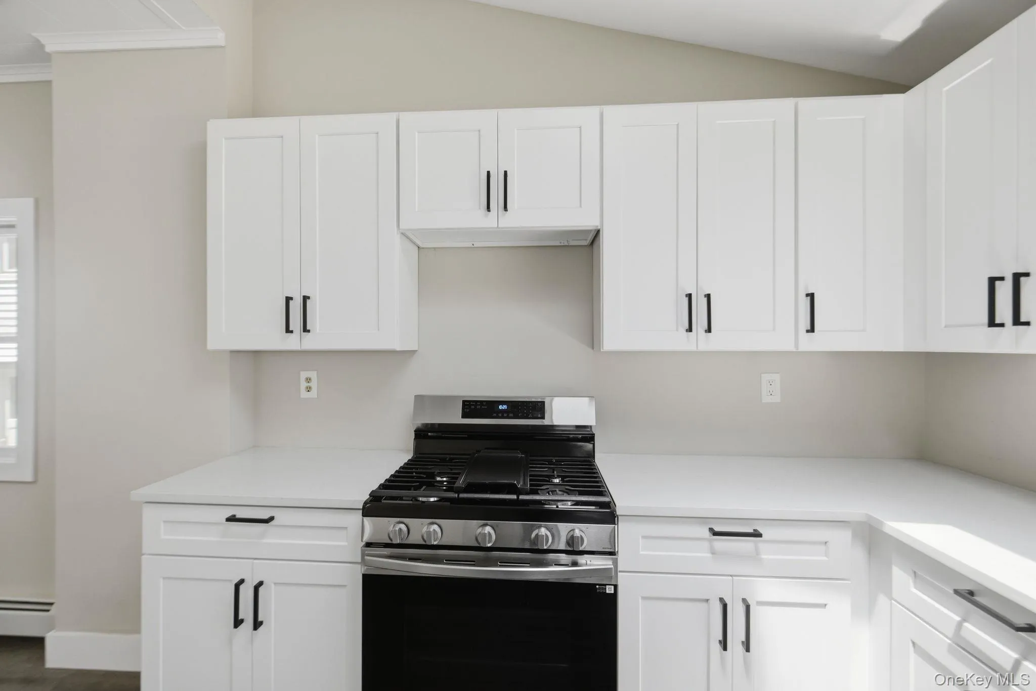 154 Foxhall Avenue, Kingston, NY, 3 Bedrooms Bedrooms, 6 Rooms Rooms,1 BathroomBathrooms,Residential,For Rent,Foxhall,0,1002208 154 Foxhall Avenue, Kingston, NY, 3 Bedrooms Bedrooms, 6 Rooms Rooms,1 BathroomBathrooms,Residential,For Rent,Foxhall,0,1002208