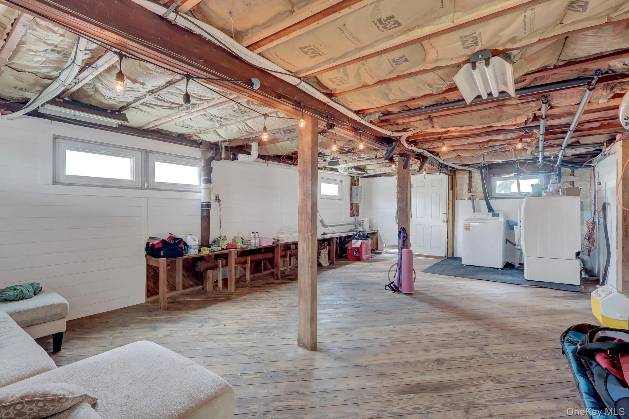 6 Oak Beach Road, Babylon, NY, 3 Bedrooms Bedrooms, 5 Rooms Rooms,1 BathroomBathrooms,Residential,For Rent,Oak Beach,0,1002216 6 Oak Beach Road, Babylon, NY, 3 Bedrooms Bedrooms, 5 Rooms Rooms,1 BathroomBathrooms,Residential,For Rent,Oak Beach,0,1002216