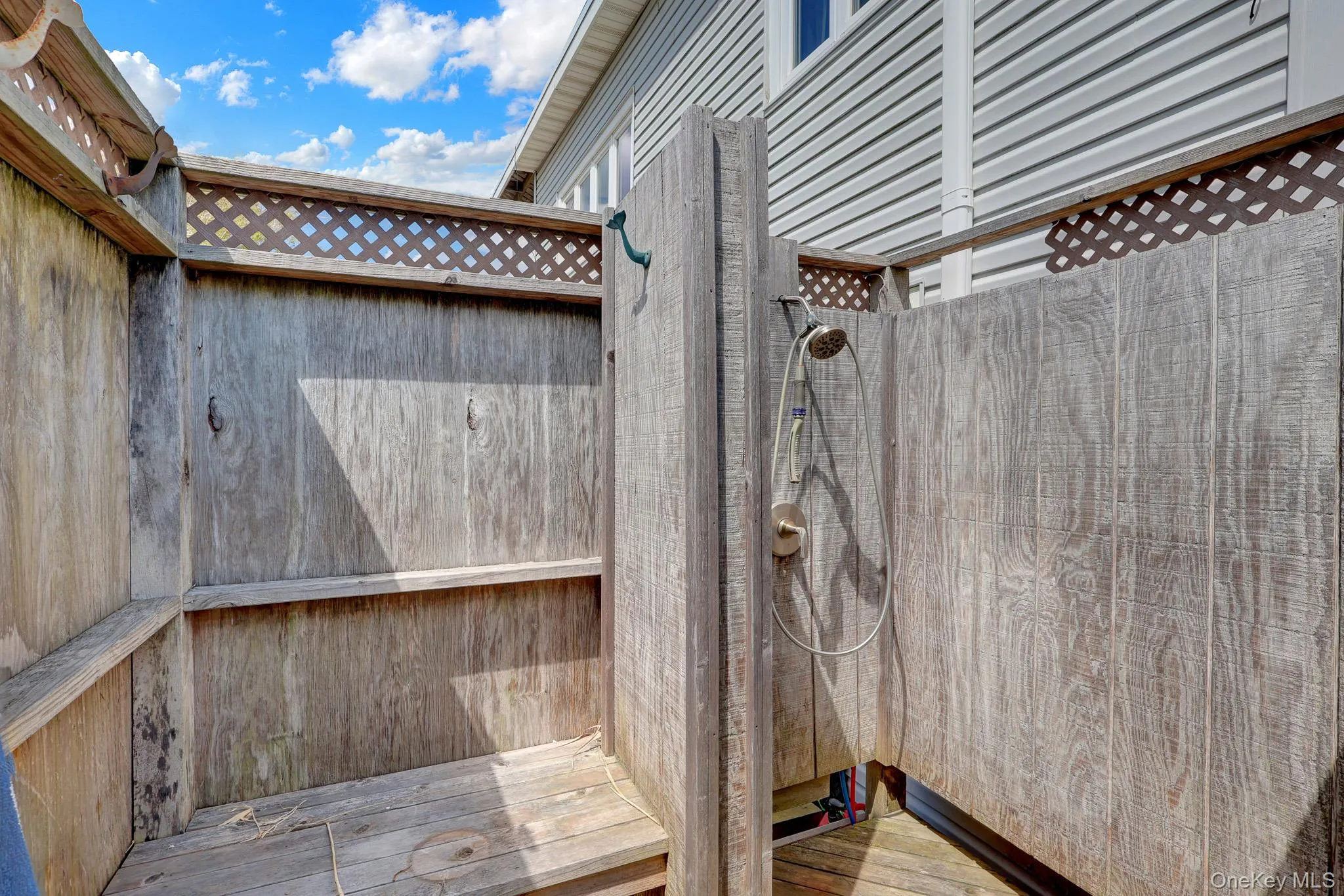 6 Oak Beach Road, Babylon, NY, 3 Bedrooms Bedrooms, 5 Rooms Rooms,1 BathroomBathrooms,Residential,For Rent,Oak Beach,0,1002216 6 Oak Beach Road, Babylon, NY, 3 Bedrooms Bedrooms, 5 Rooms Rooms,1 BathroomBathrooms,Residential,For Rent,Oak Beach,0,1002216
